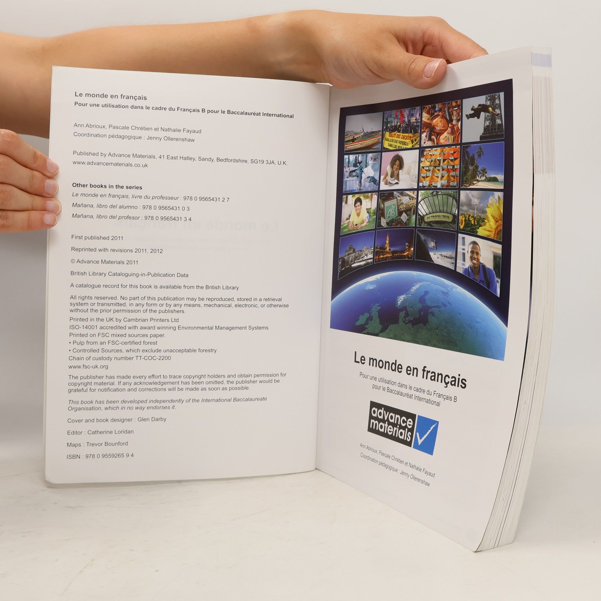 Ann Abrioux Le monde en français Student's Book