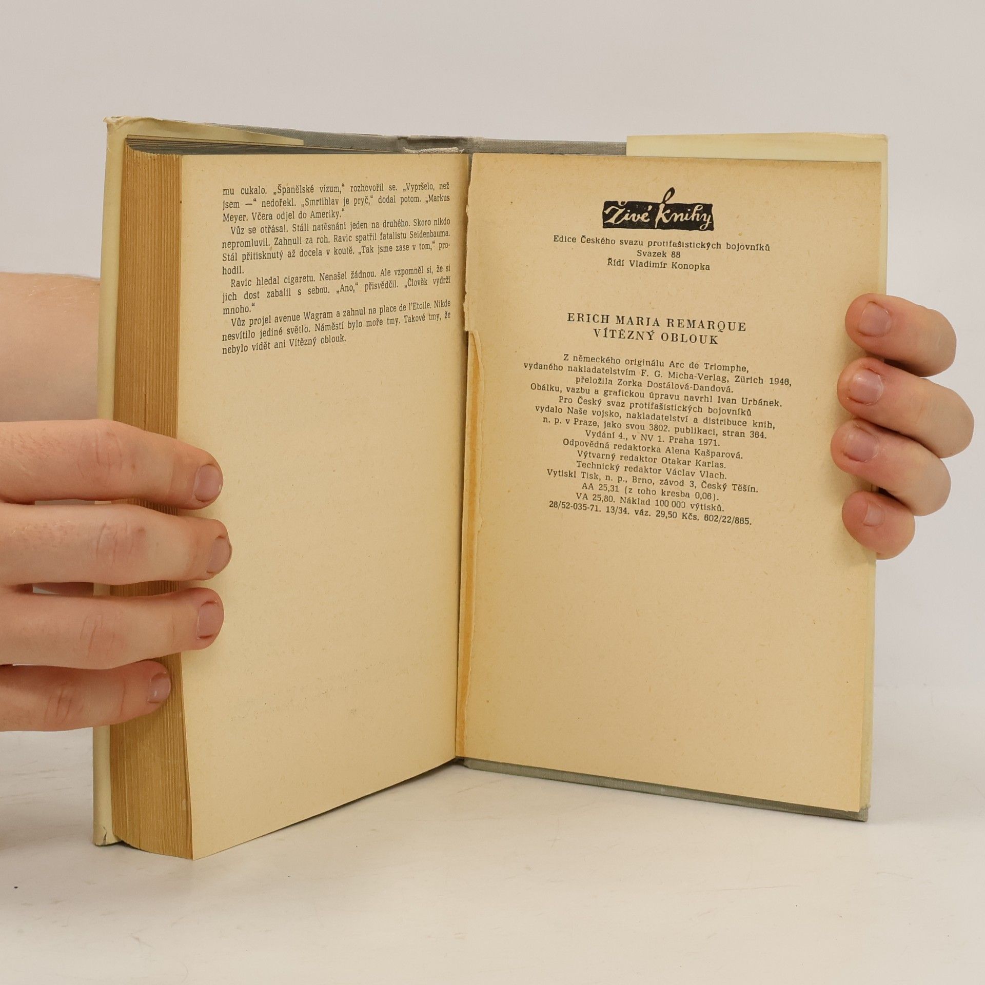 Erich Maria Remarque Vítězný oblouk