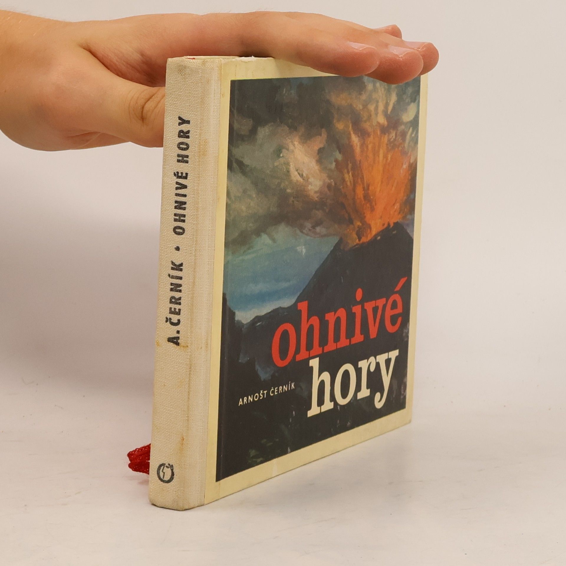 Arnošt Černík Ohnivé hory