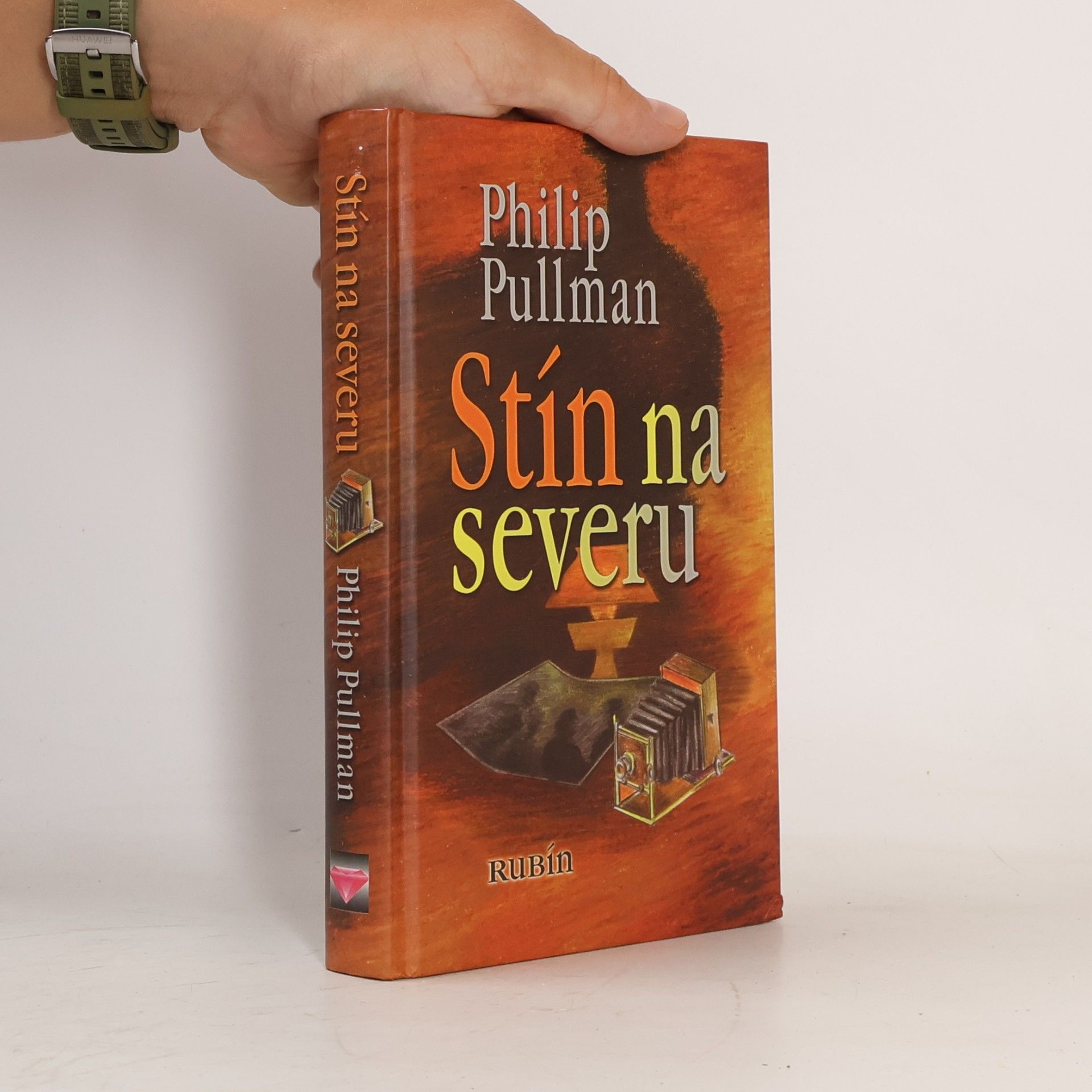 Philip Pullman Stín na severu