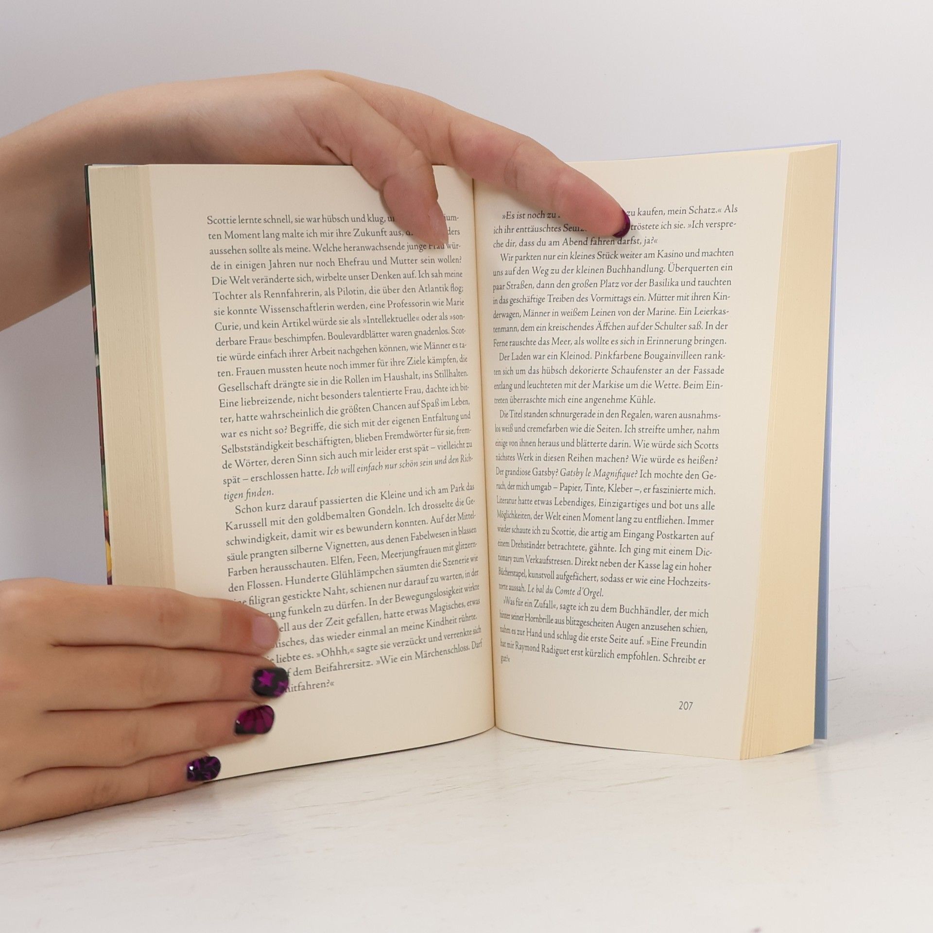 Joséphine Nicolas Tage mit Gatsby
