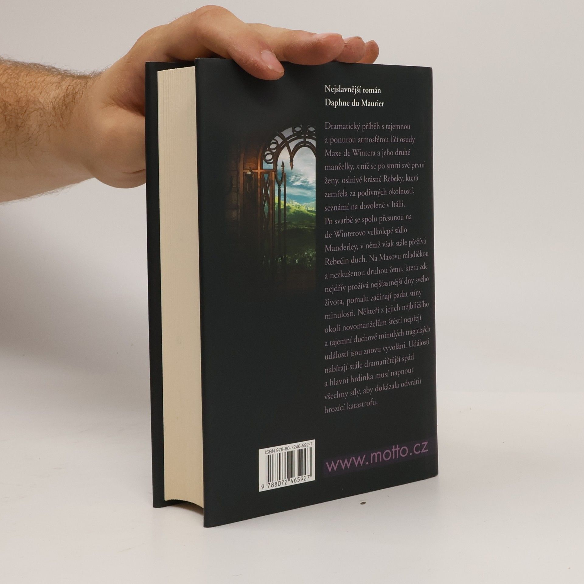Daphne du Maurier Mrtvá a živá