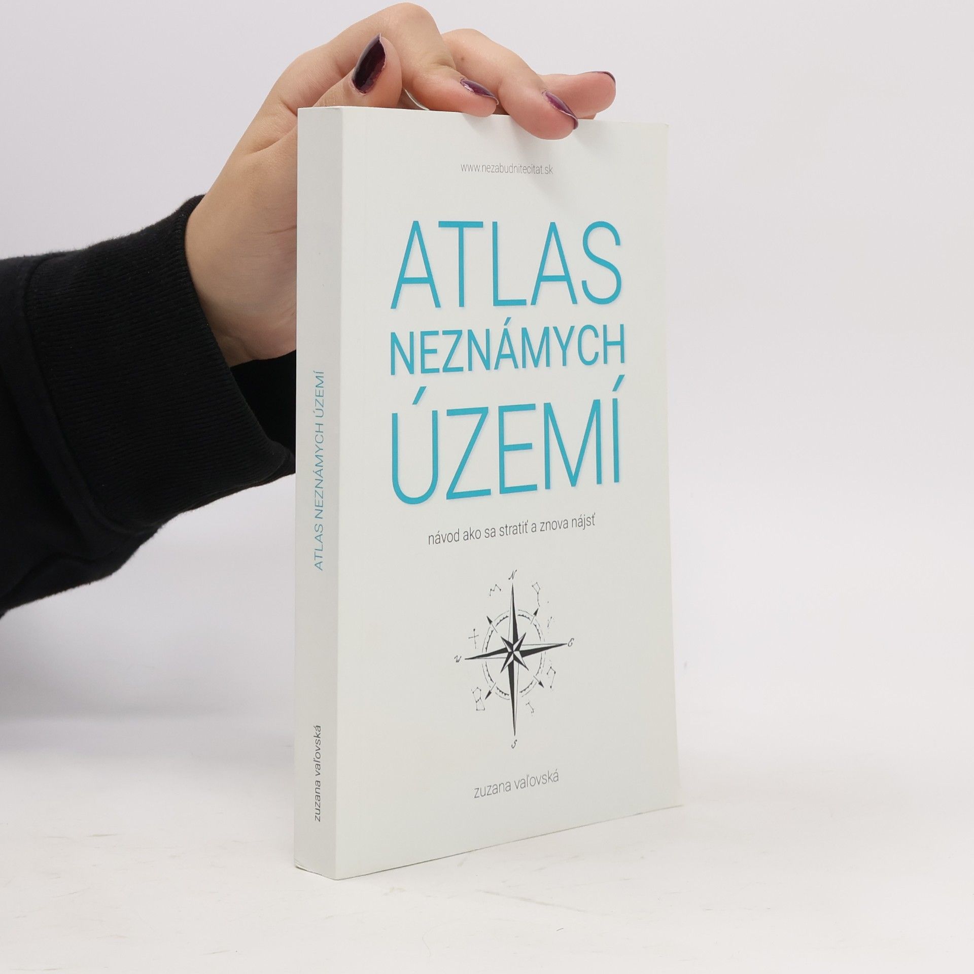Zlata Vaľovská Atlas neznámych území