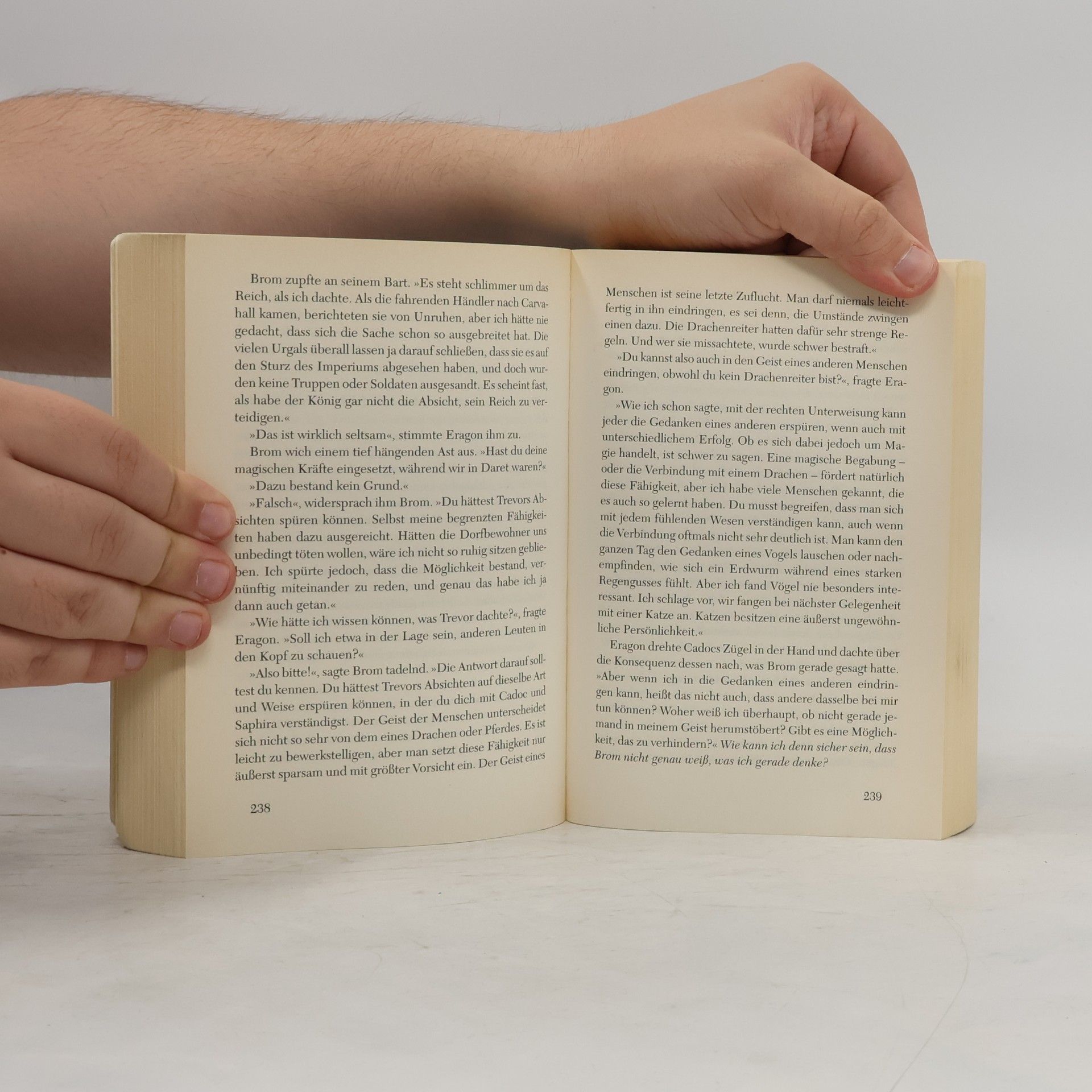Christopher Paolini Eragon