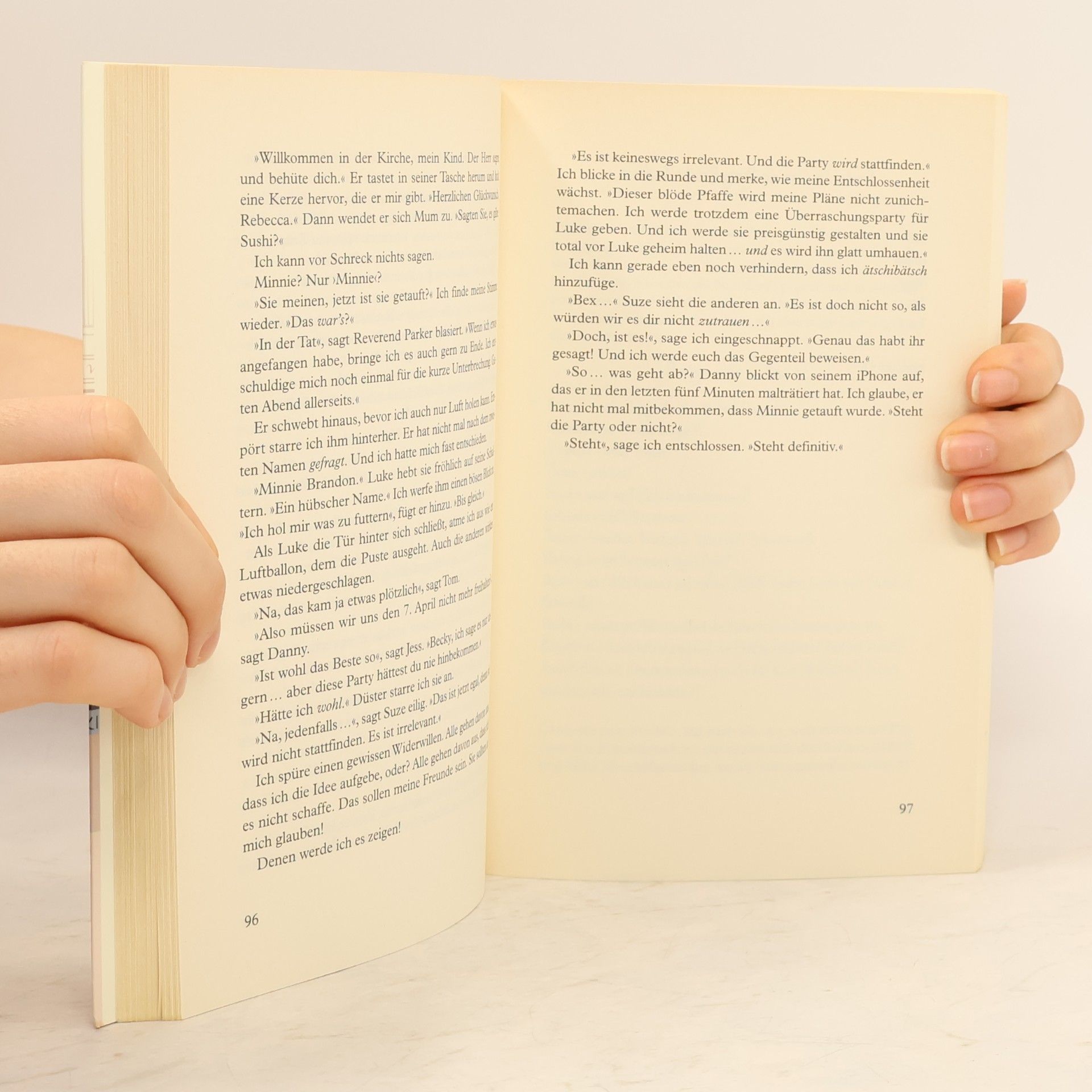 Sophie Kinsella Mini Shopaholic