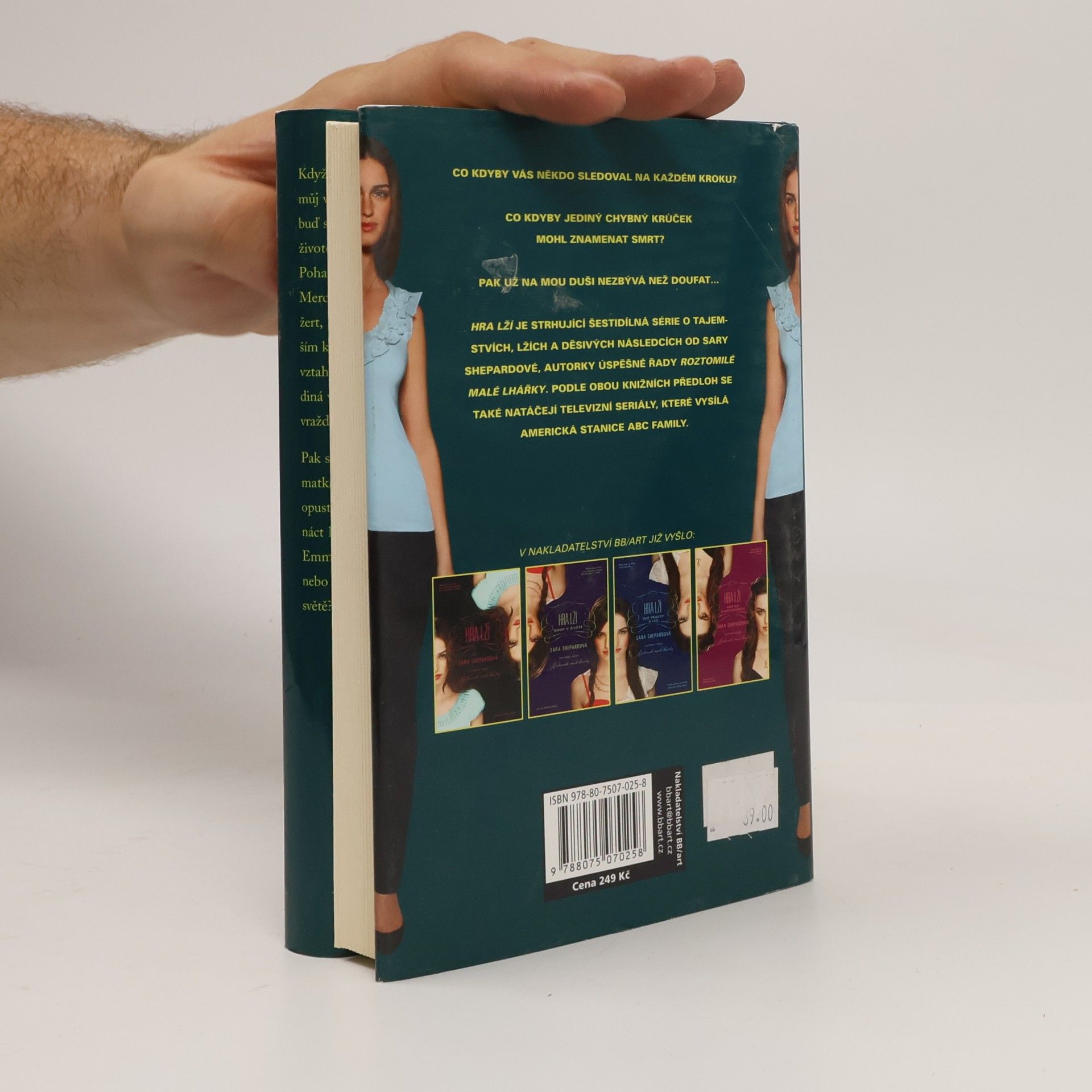 Sara Shepard Hra lží. Na mou duši