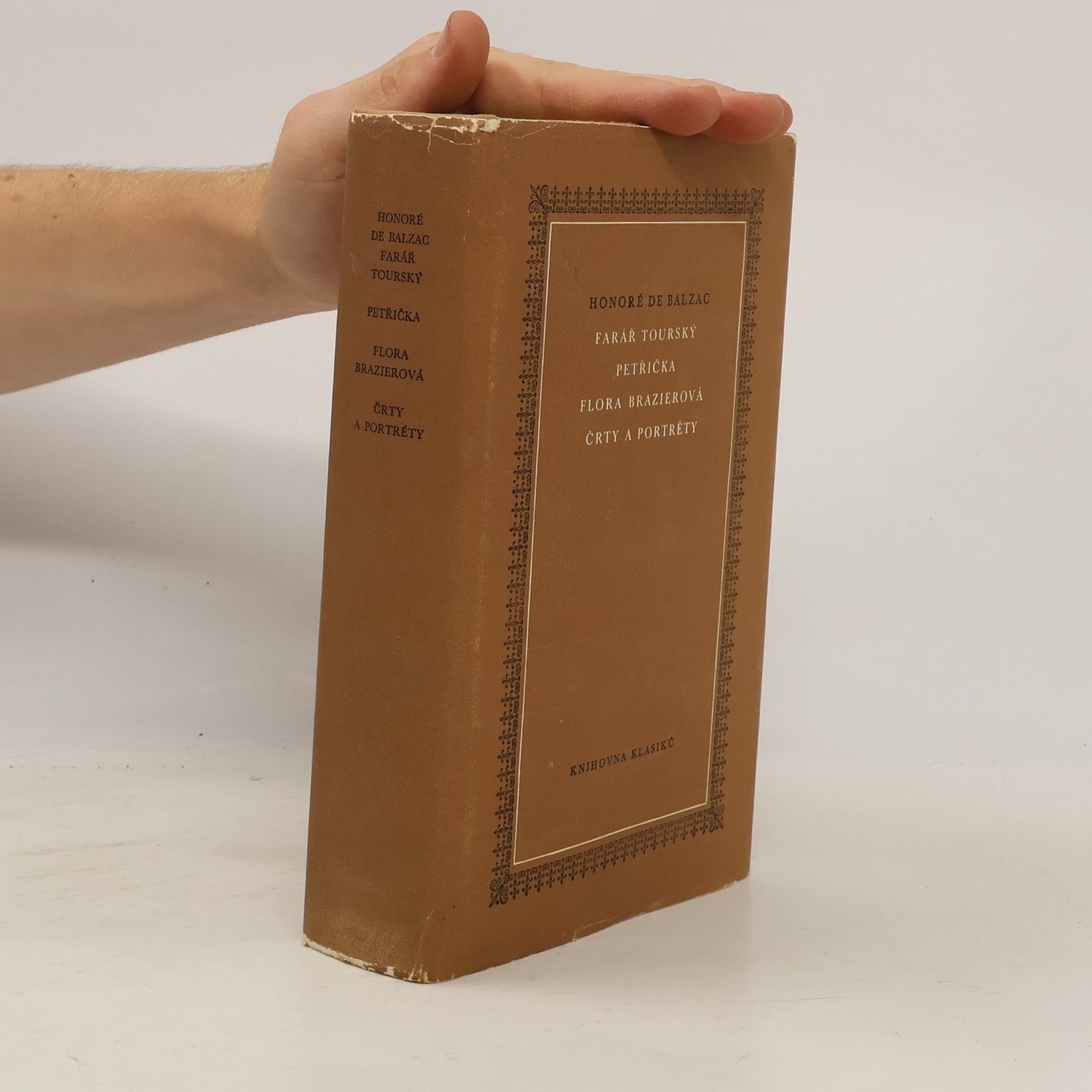 Honoré de Balzac Farář Tourský. Petřička. Flora Brazierová. Črty a portréty