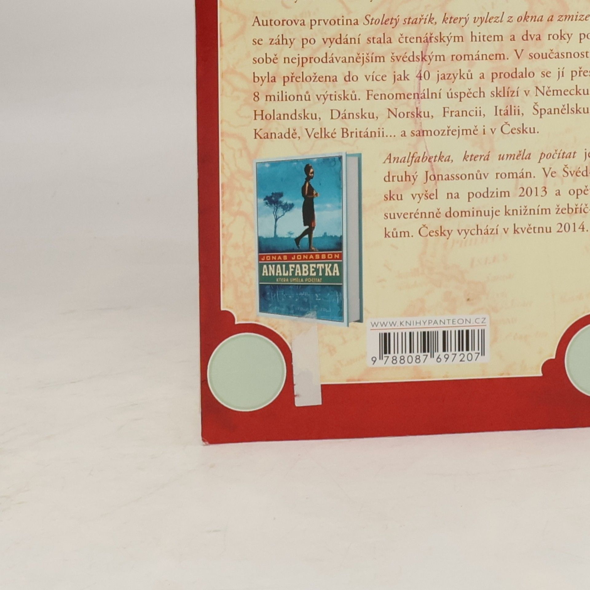 Jonas Jonasson Stoletý stařík, který vylezl z okna a zmizel