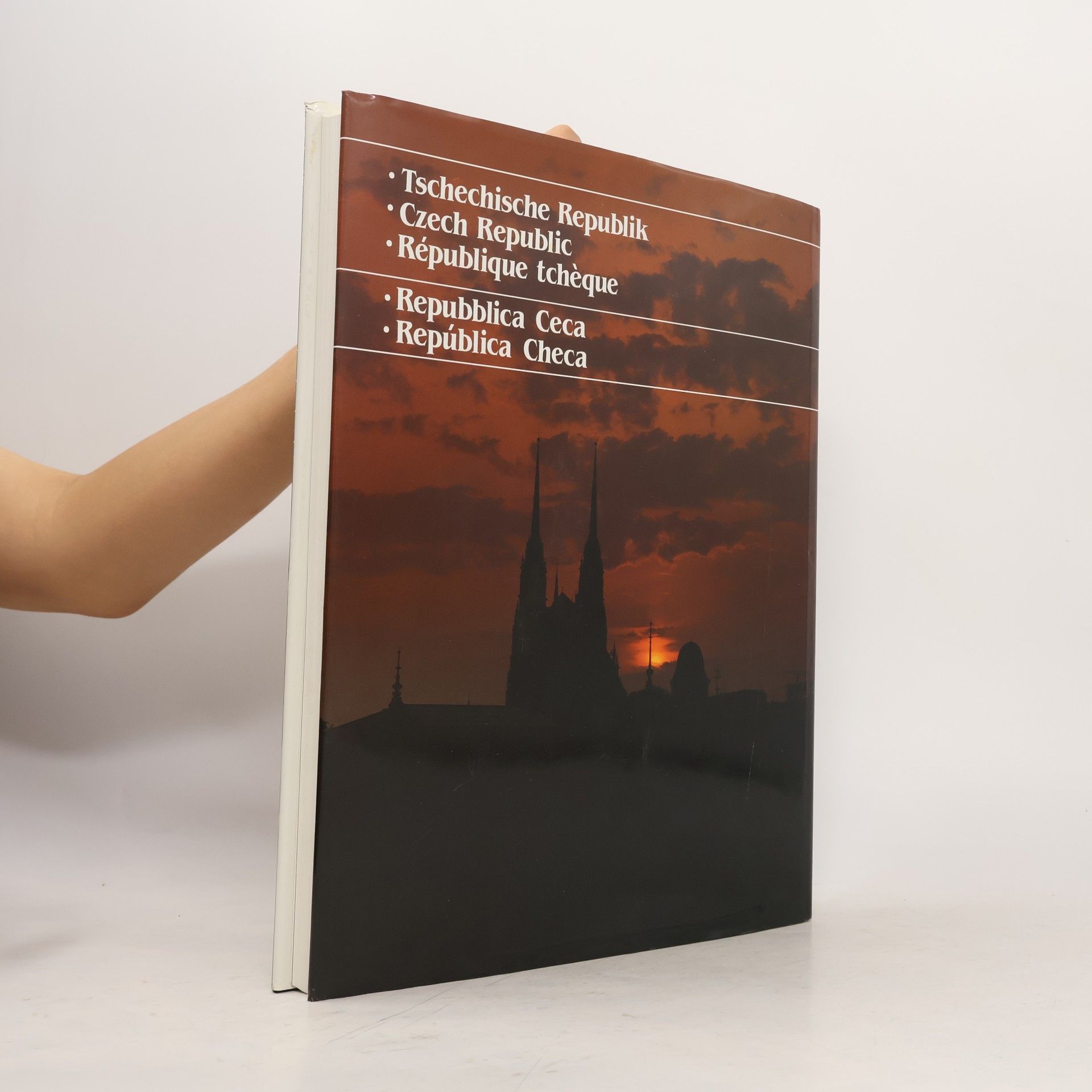 Autorenkollektiv Česká republika = Tschechische Republik = Czech Republic = République Tchèque
