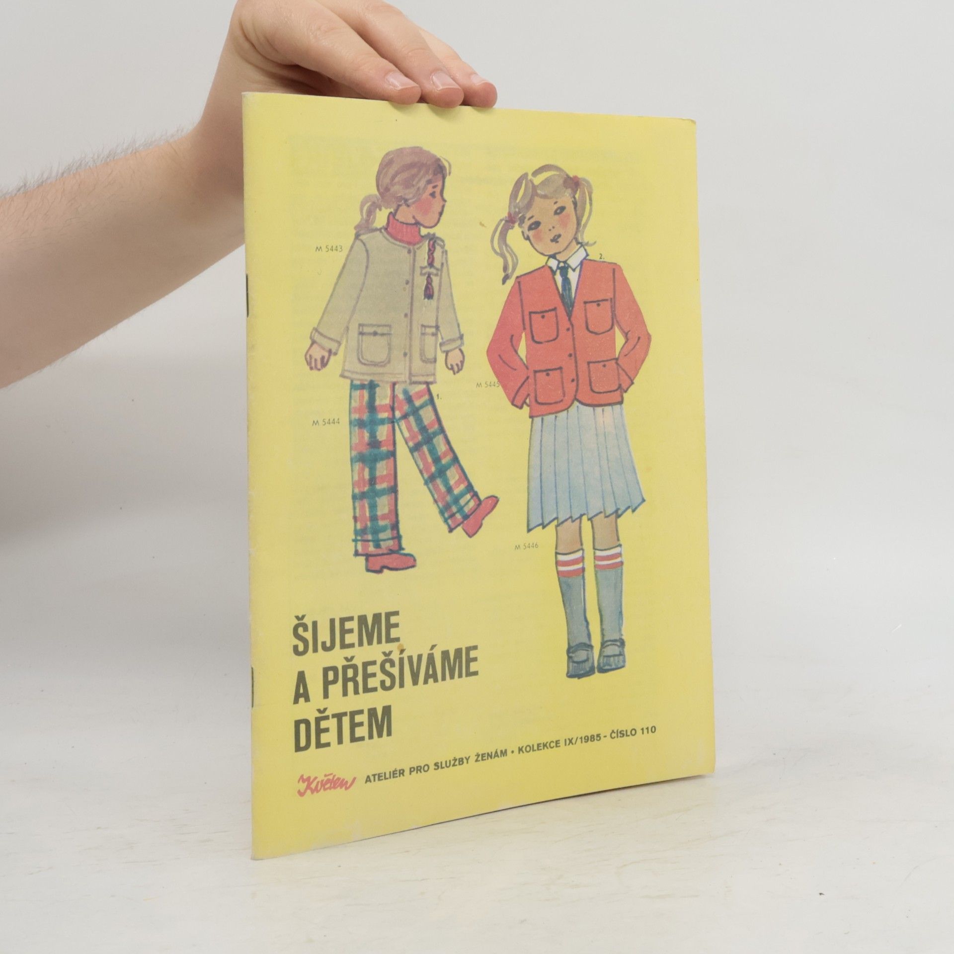 Autorenkollektiv Šijeme a přešíváme dětem. Kolexe IX./1985 - Číslo 110