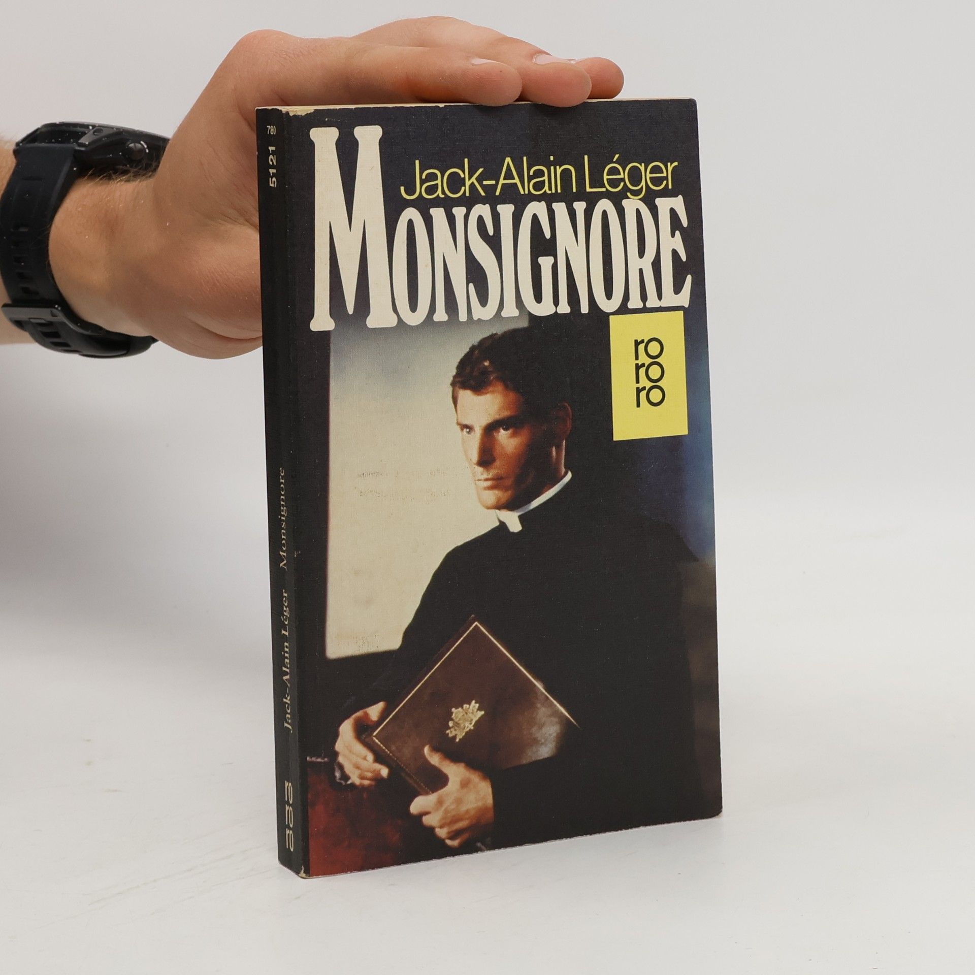 Monsignore
