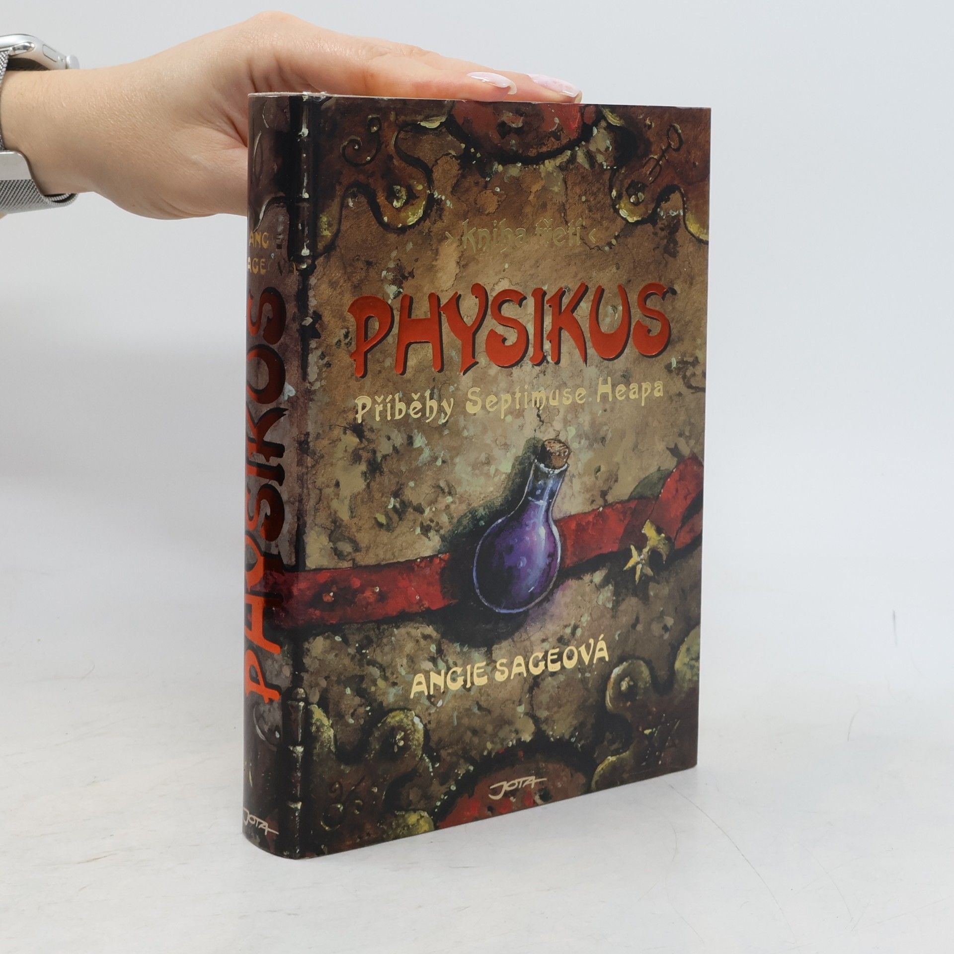 Angie Sage Příběhy Septimuse Heapa. Physikus (3. díl)