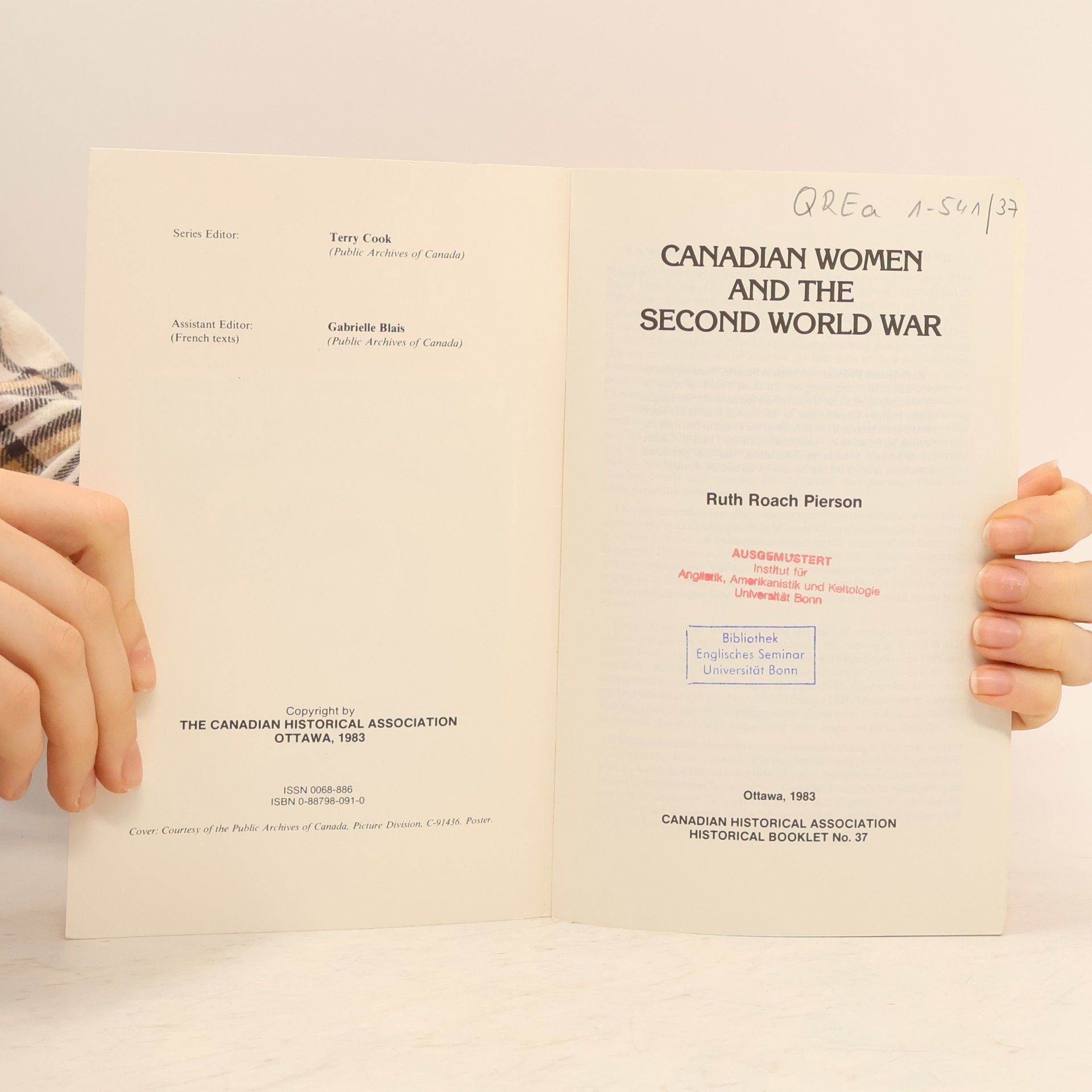 Ruth Roach Pierson Canadian Women and the Second World War