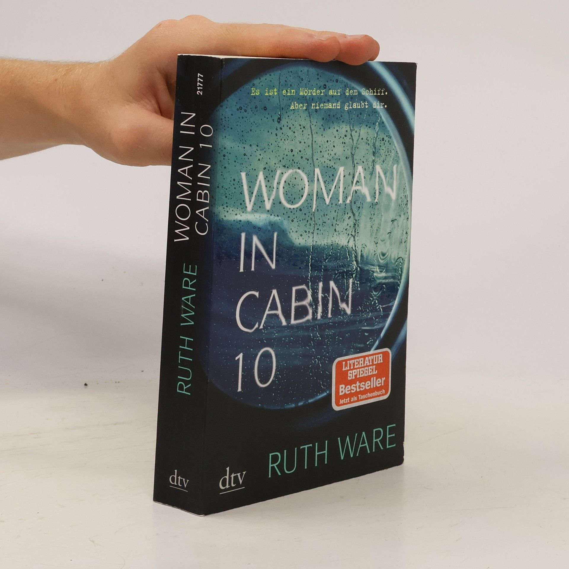 Ruth Ware Woman in Cabin 10