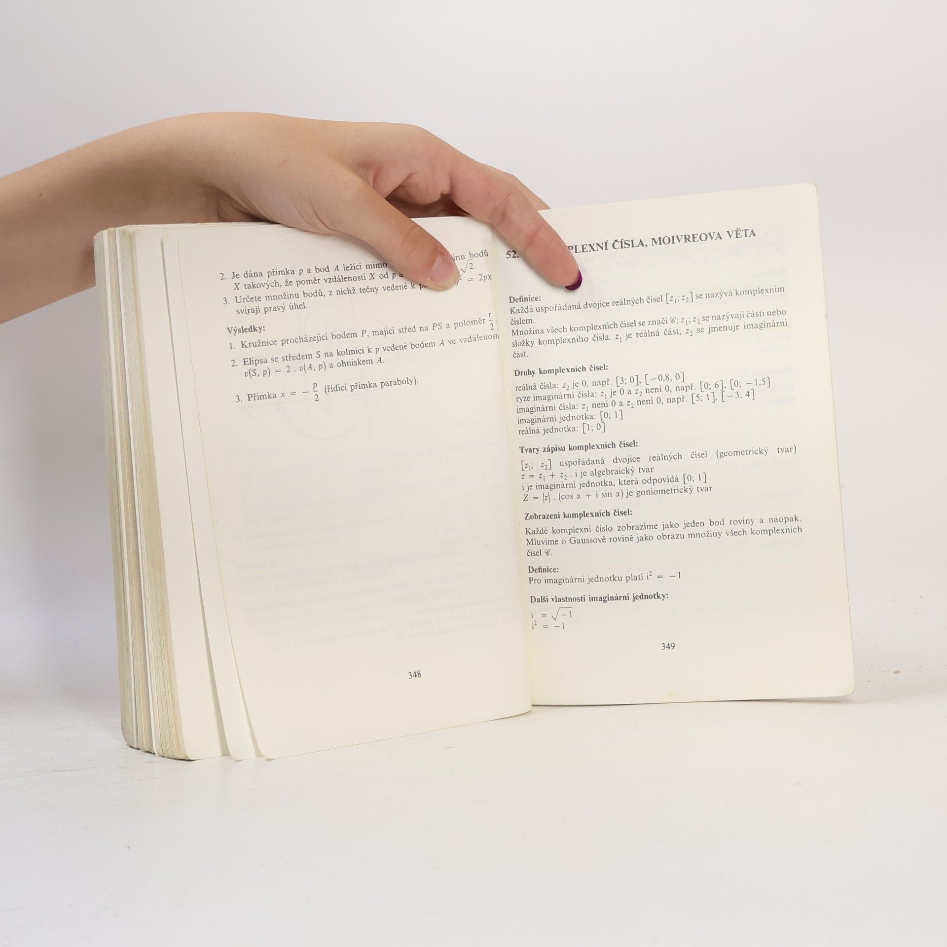 Eva Pušková Matematika : Univerzální příručka pro maturanty a uchazeče o studium na vysokých školách