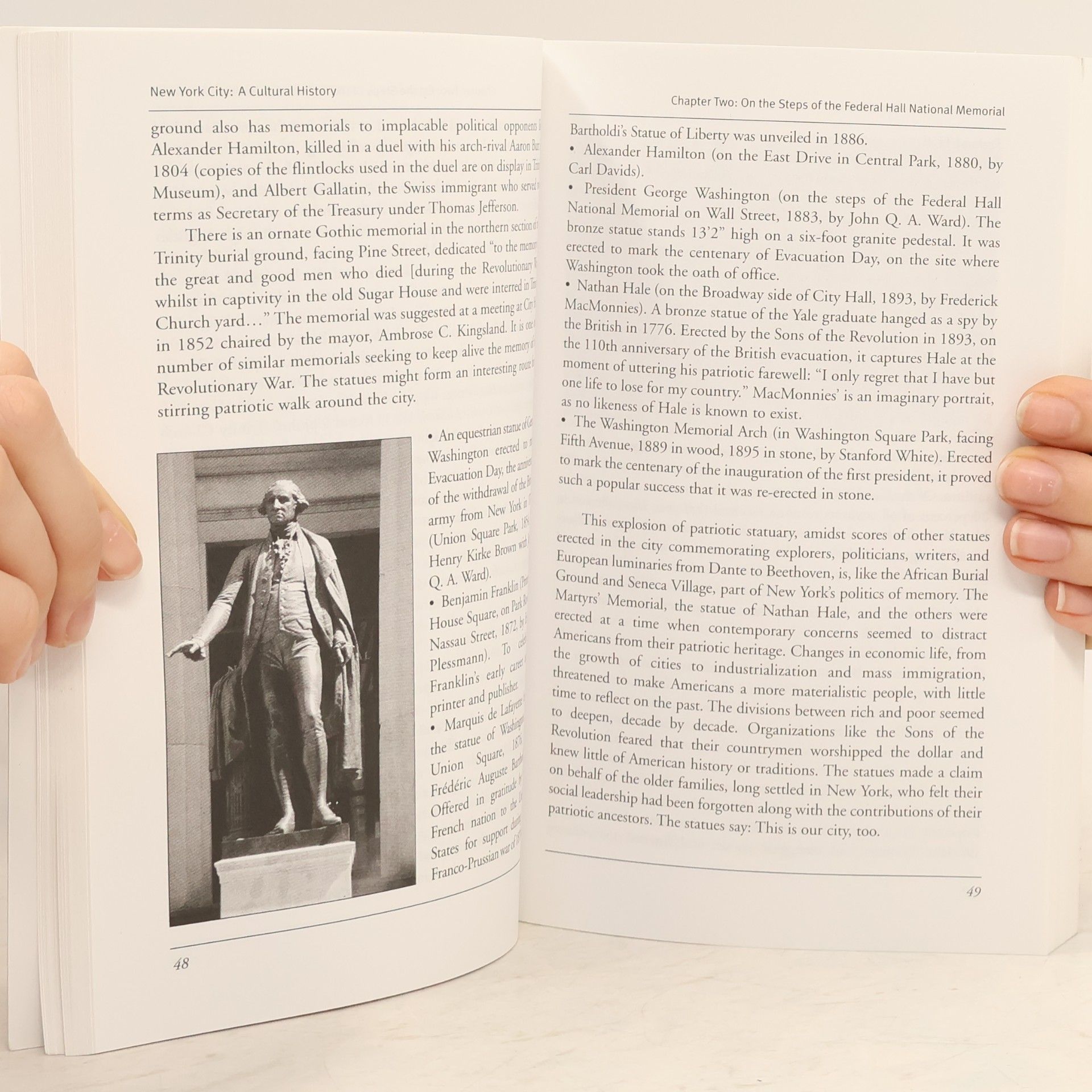 Eric Homberger New York City: A Cultural History