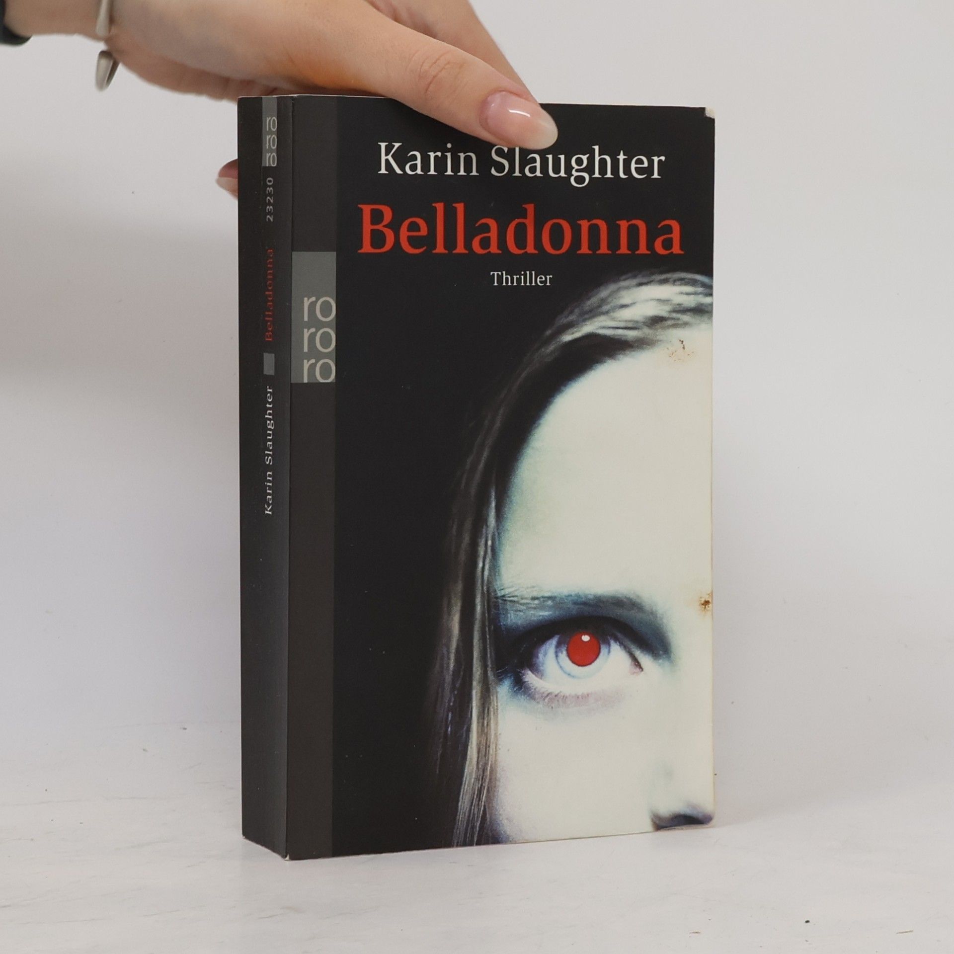 Karin Slaughter Belladonna