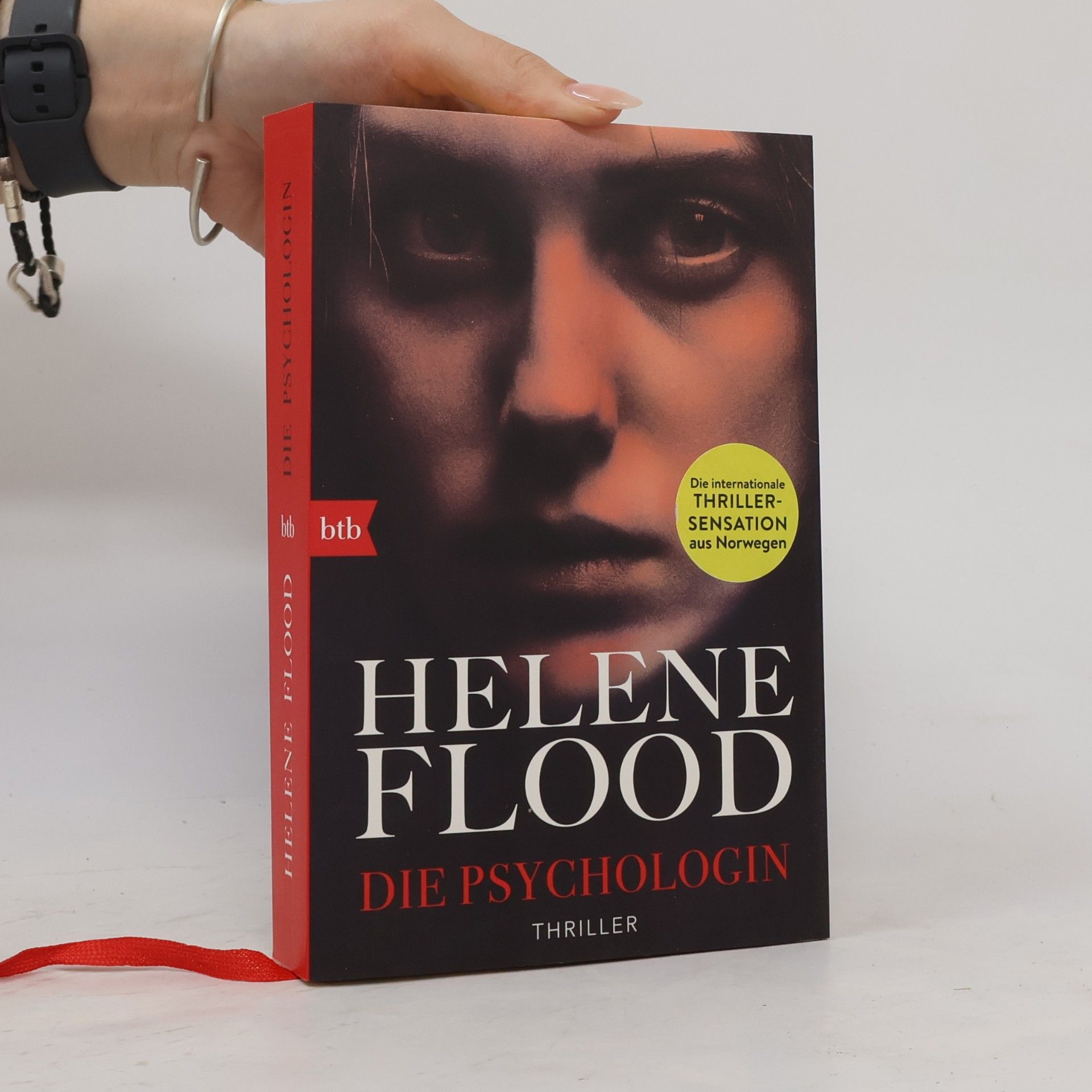 Helene Flood Die Psychologin