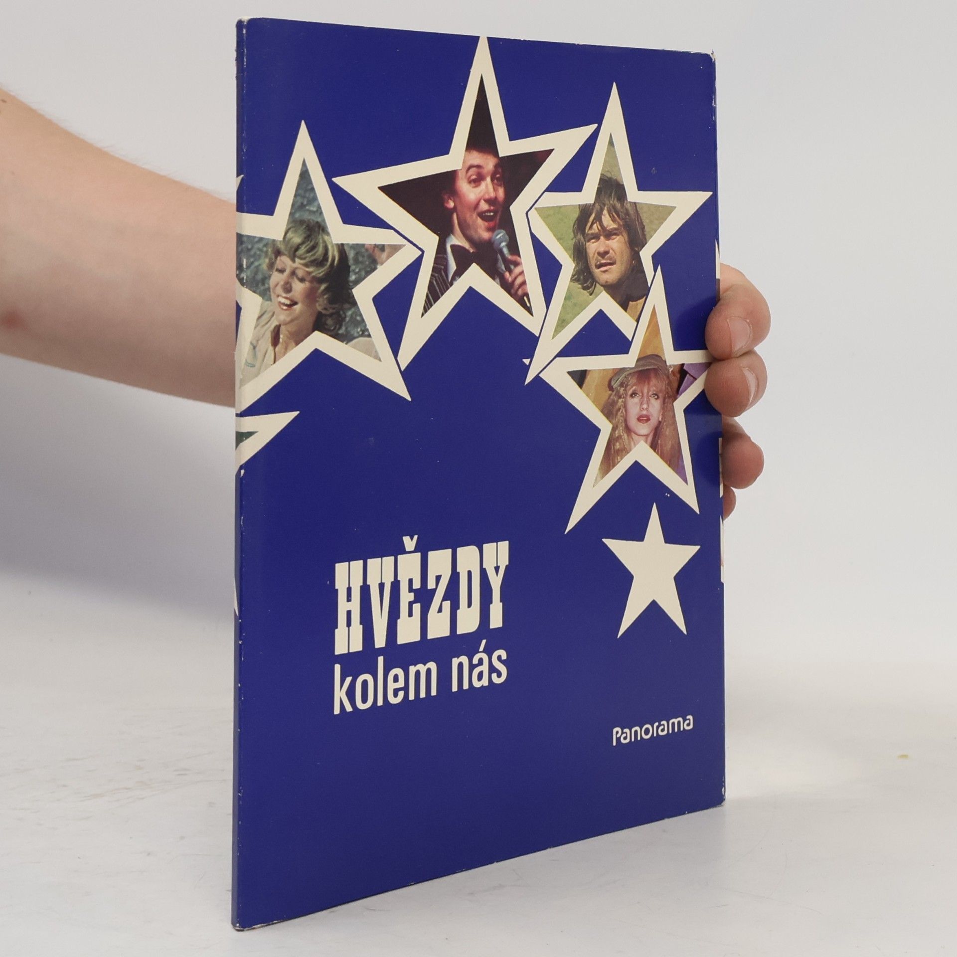 Auteurscollectief Hvězdy kolem nás