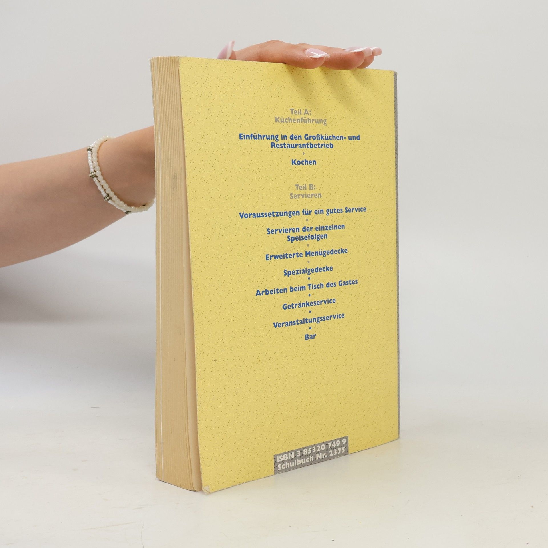 Collectif d'auteurs Küchenführung und Servierkunde II