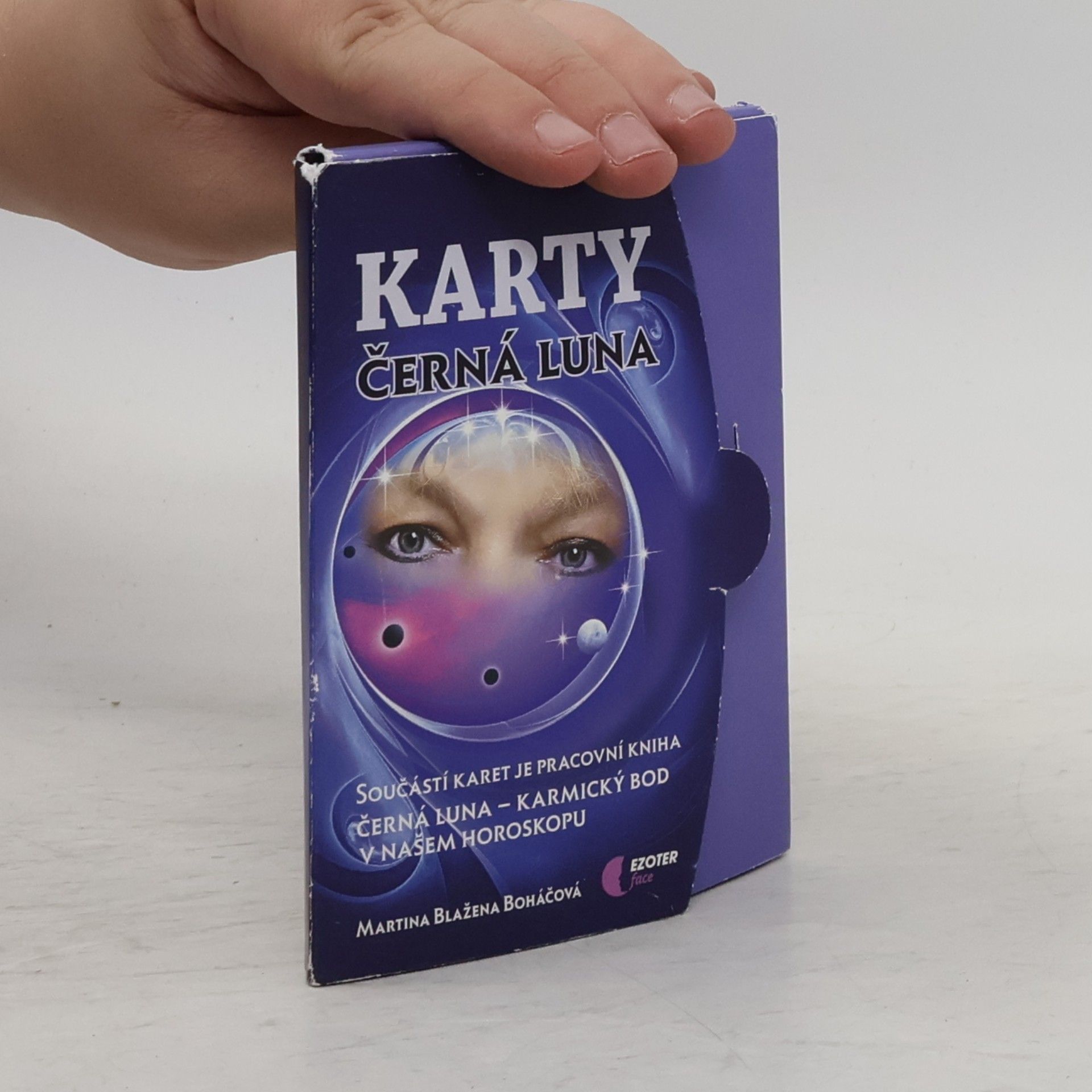 Černá Luna. Karty