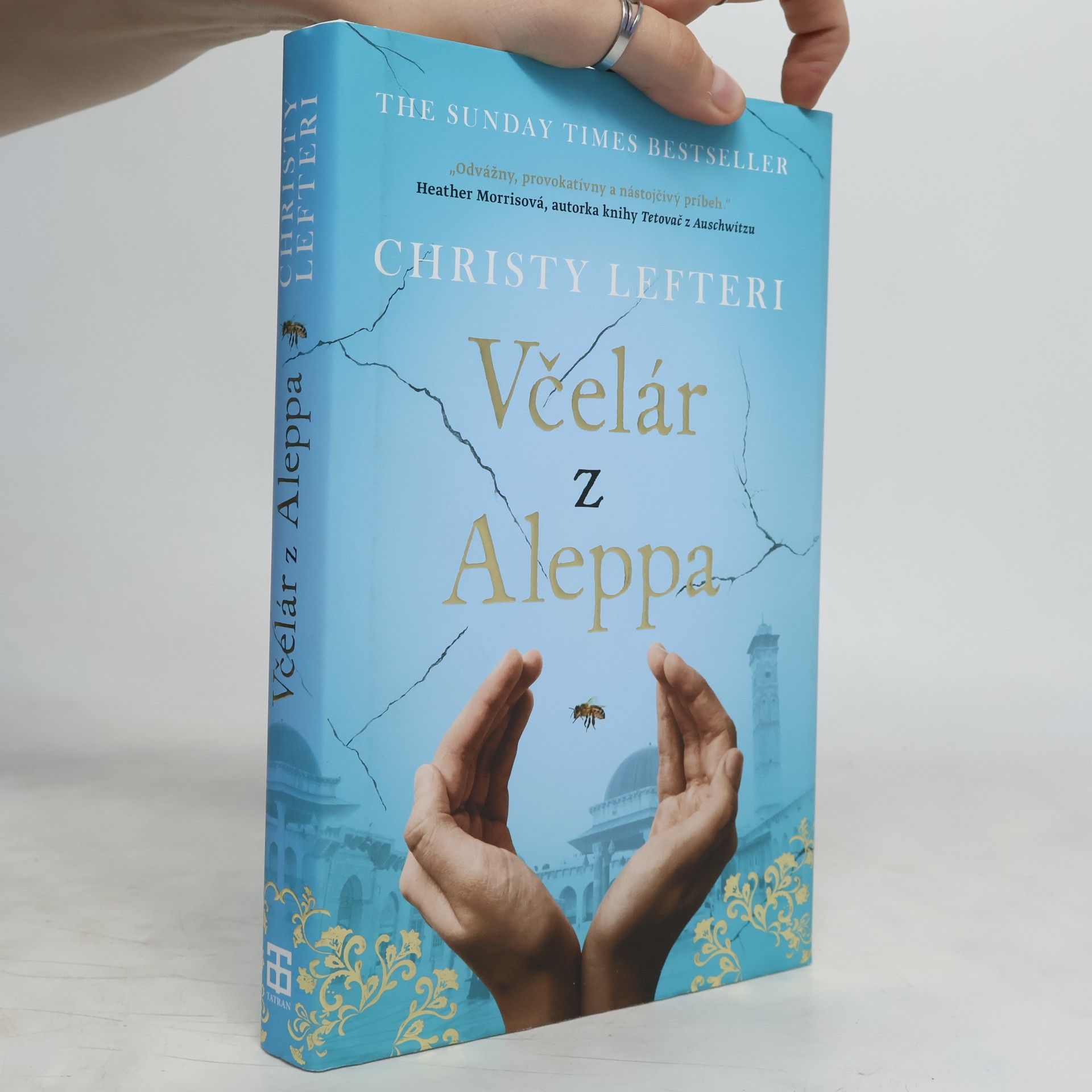 Christy Lefteri Včelár z Aleppa