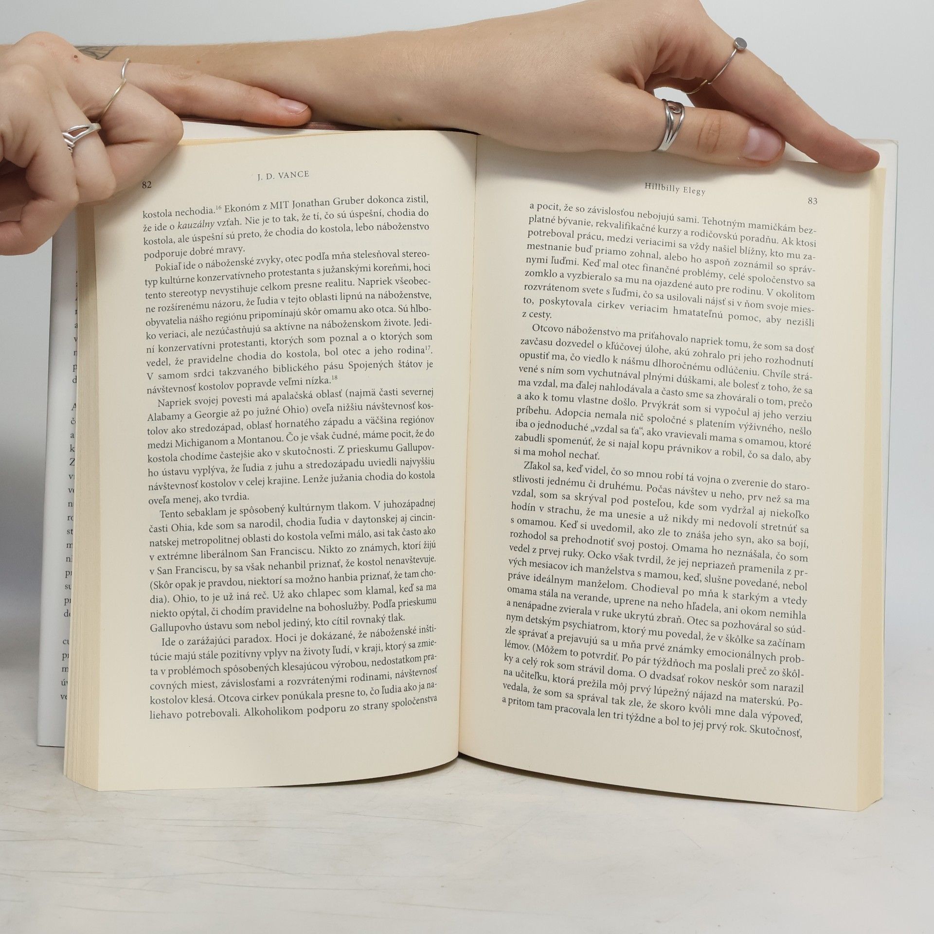 J. D. Vance Hillbilly Elegy: Kronika rodiny a kultúry v kríze