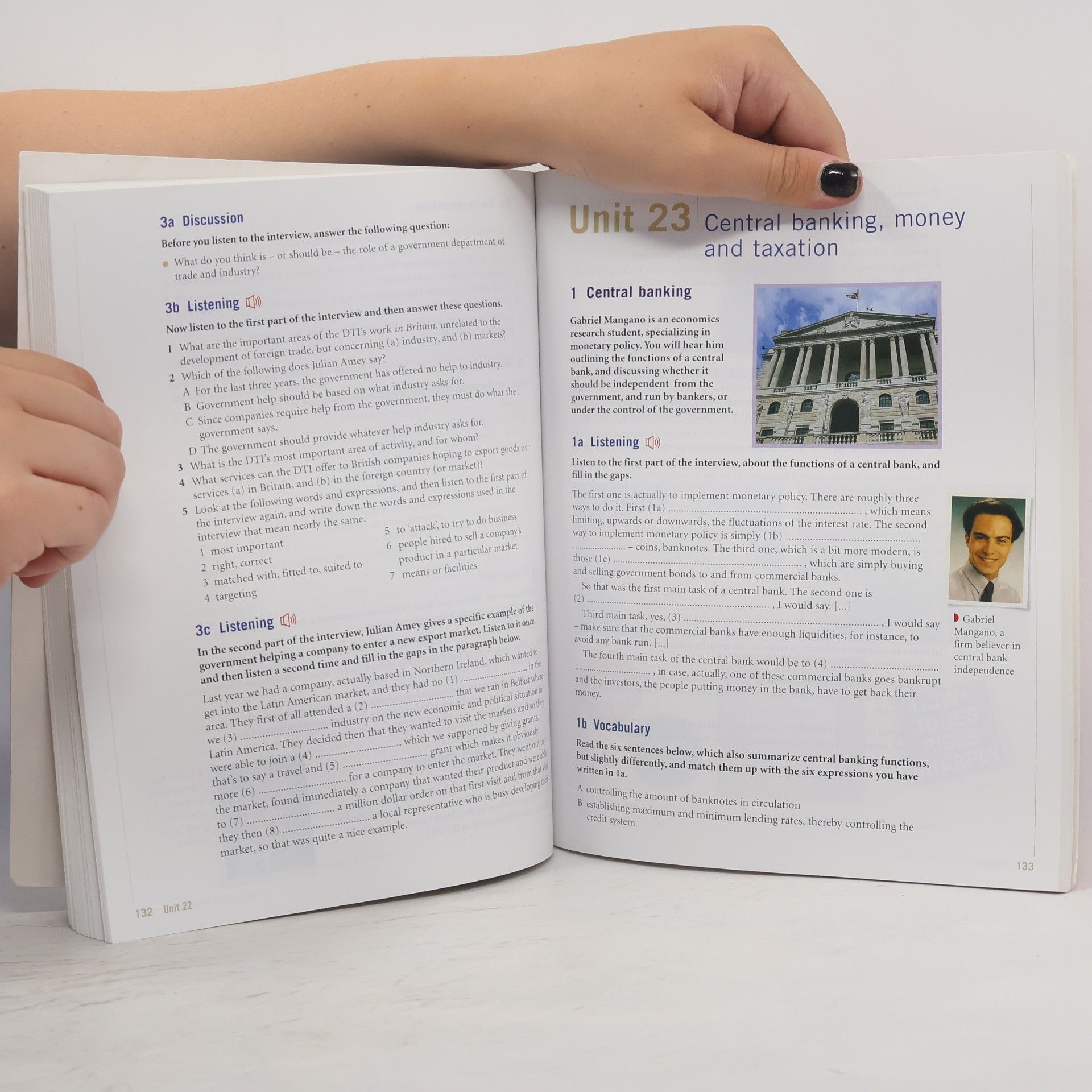 Ian MacKenzie English for Business Studies