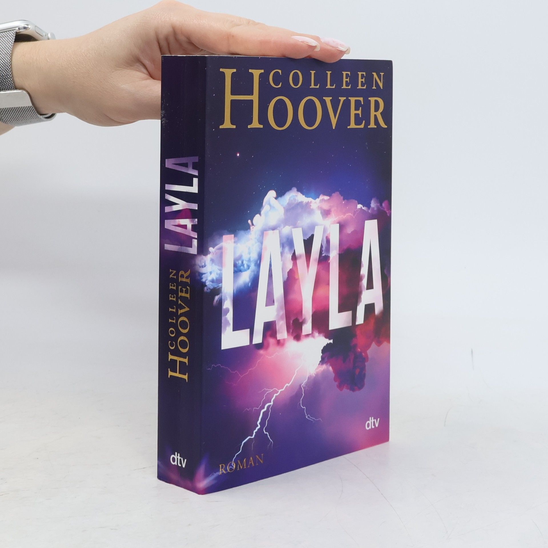 Colleen Hoover Layla