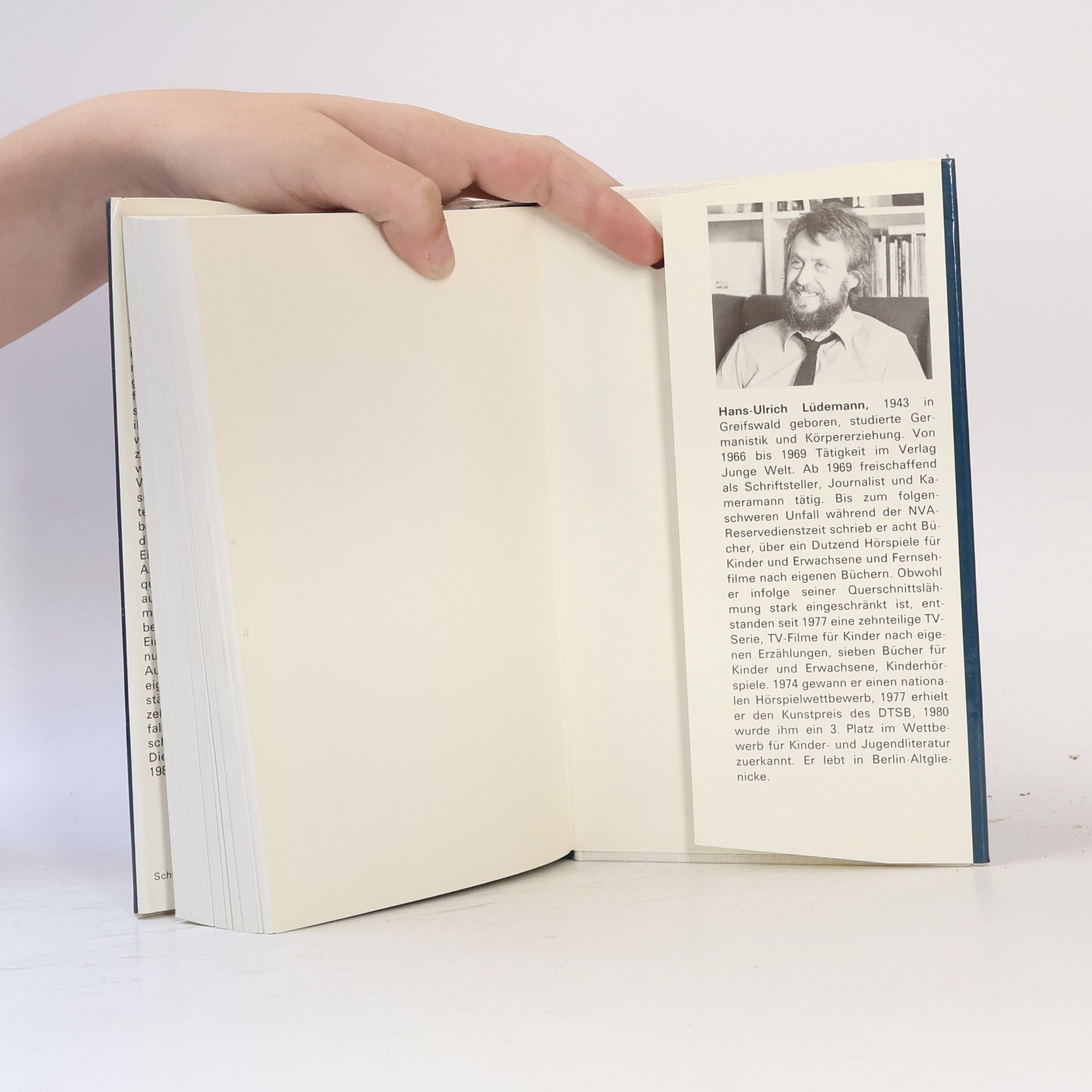 Hans-Ulrich Lüdemann Der weisse Stuhl