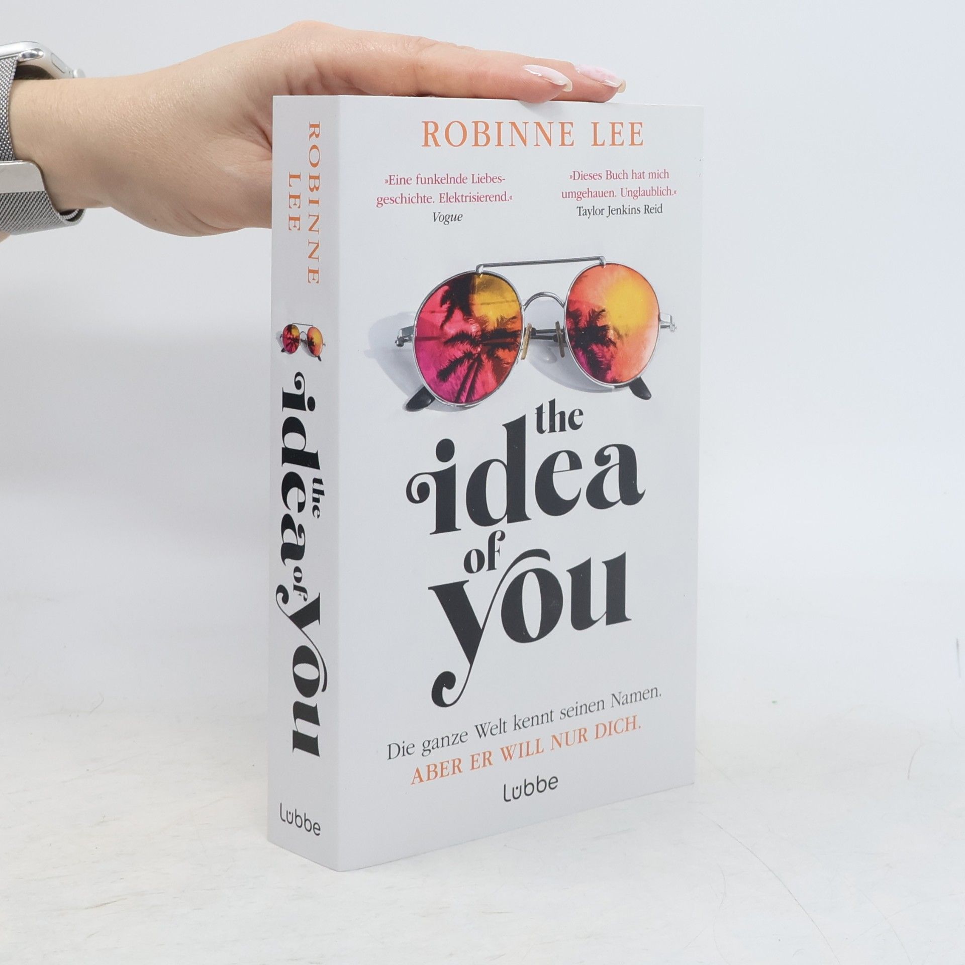 Robinne Lee The Idea of You