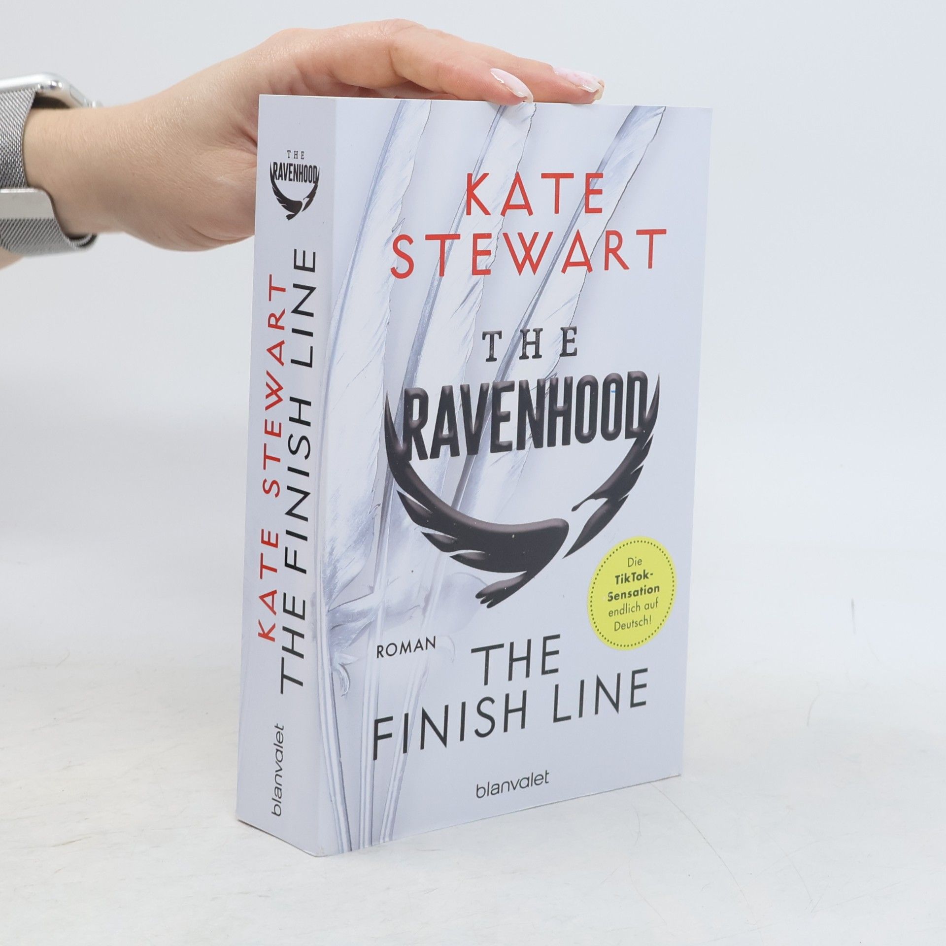 Kate Stewart The Ravenhood - The Finish Line