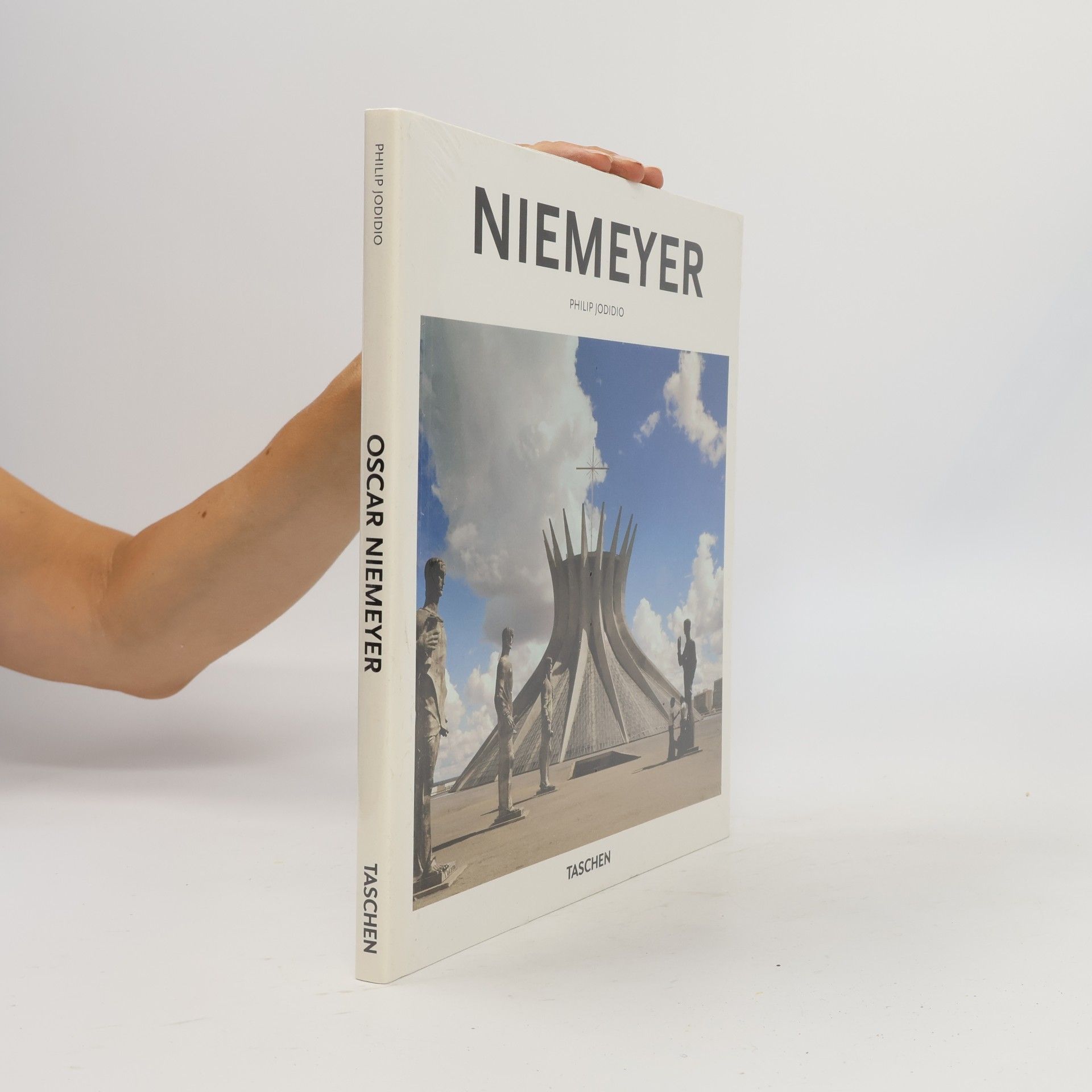Oscar Niemeyer, 1907-2012