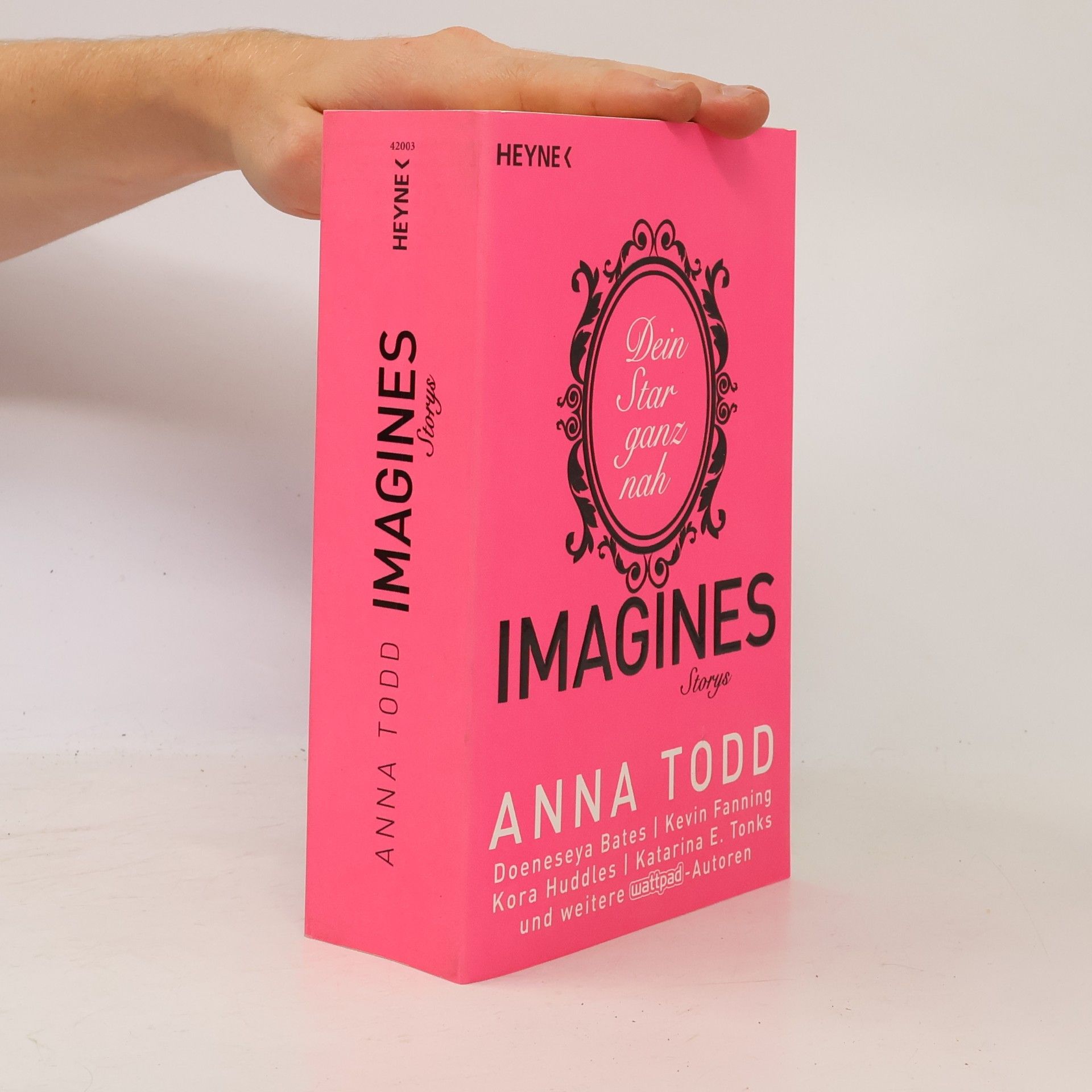 Anna Todd Imagines