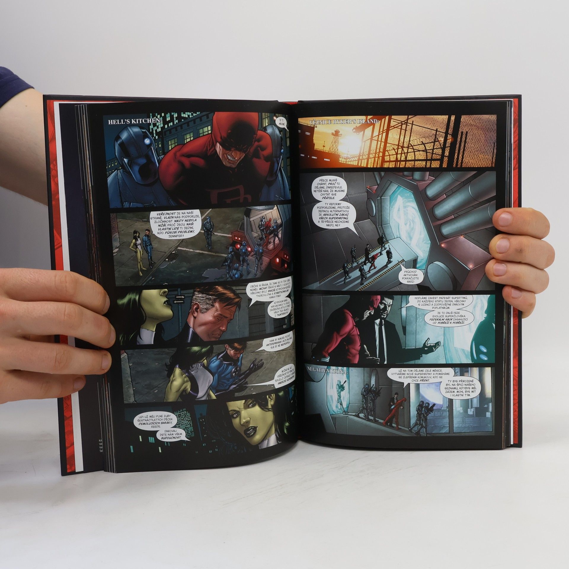 Mark Millar Ultimátní komiksový komplet 42. Občanská válka