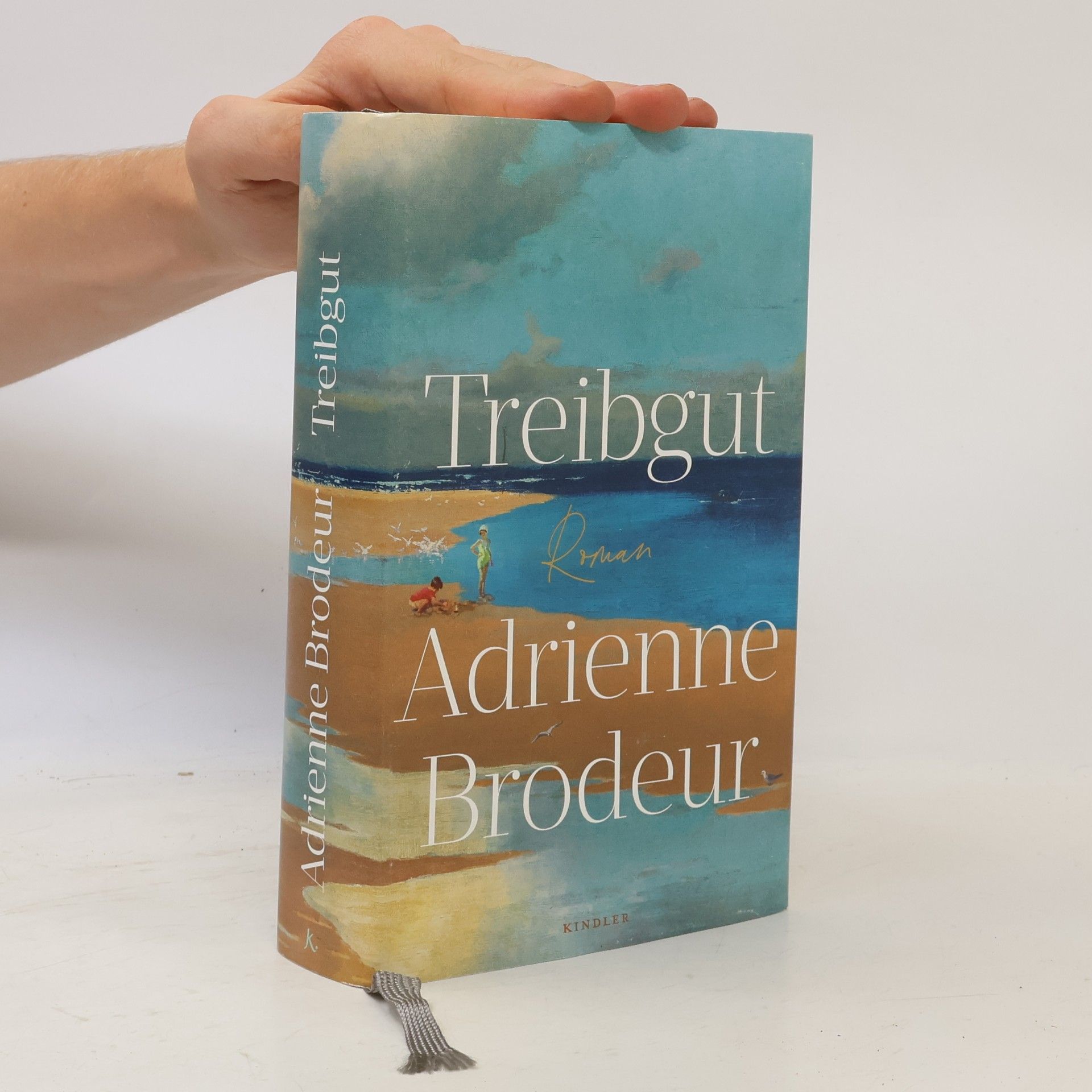 Adrienne Brodeur Treibgut