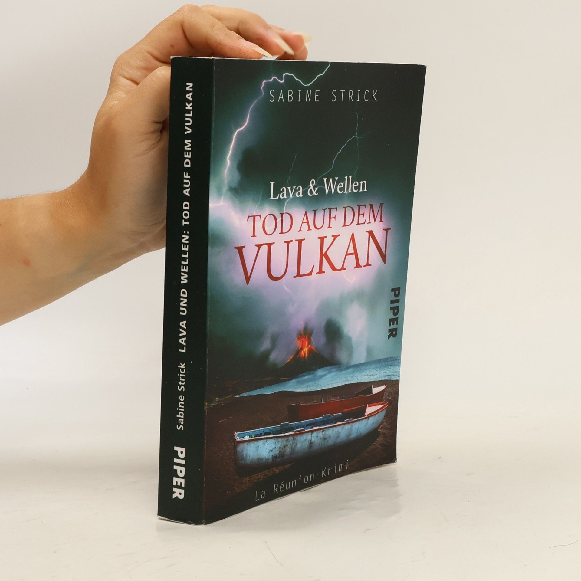 Sabine Strick Lava und Wellen: Tod auf dem Vulkan