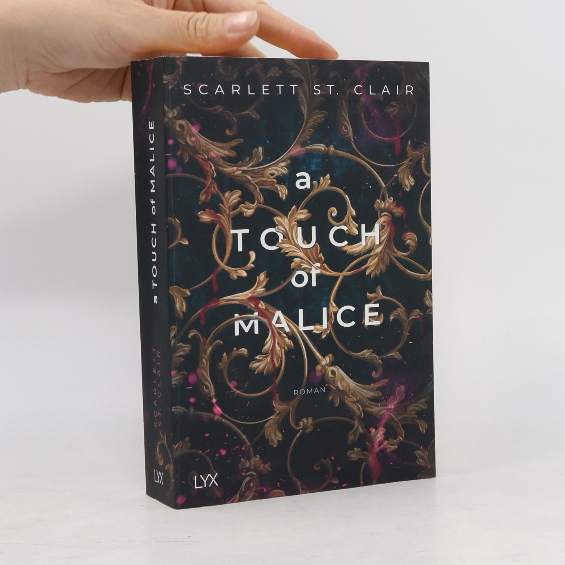 Scarlett St. Clair A touch of malice