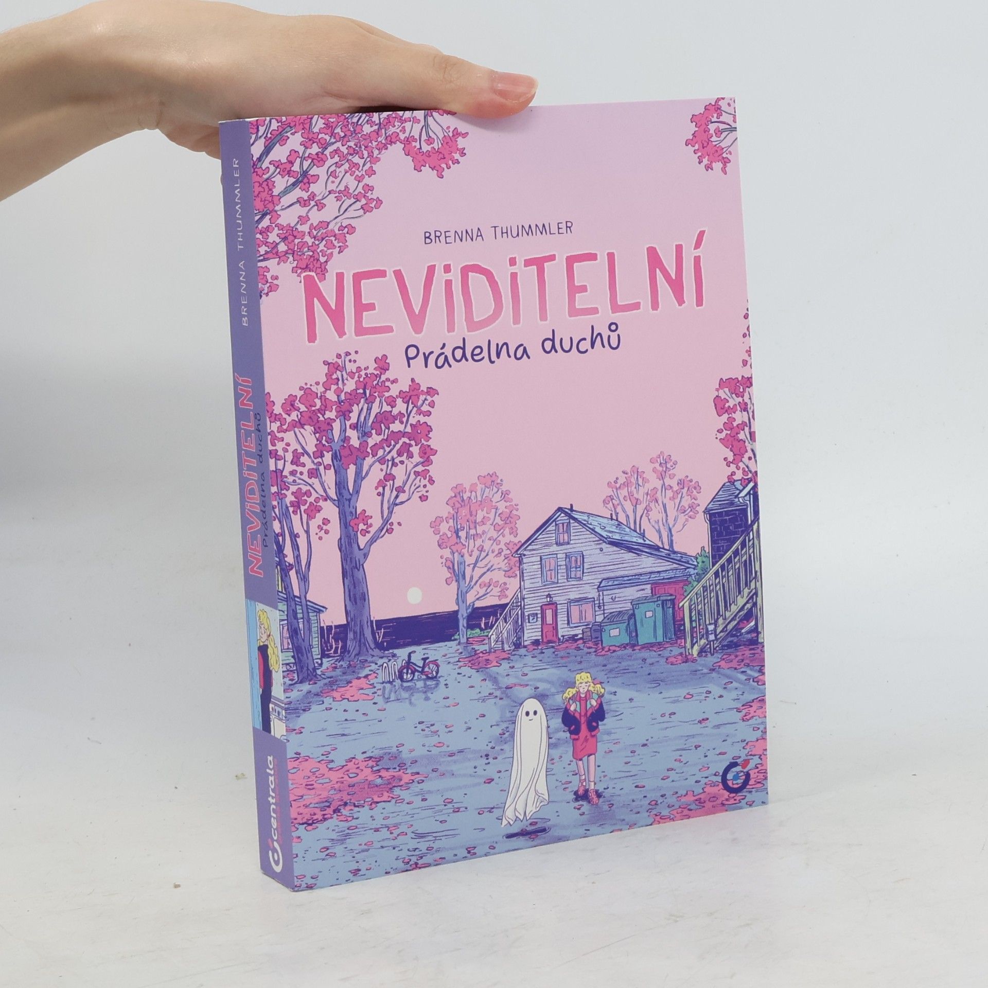 Brenna Thummler Neviditelní: Prádelna duchů