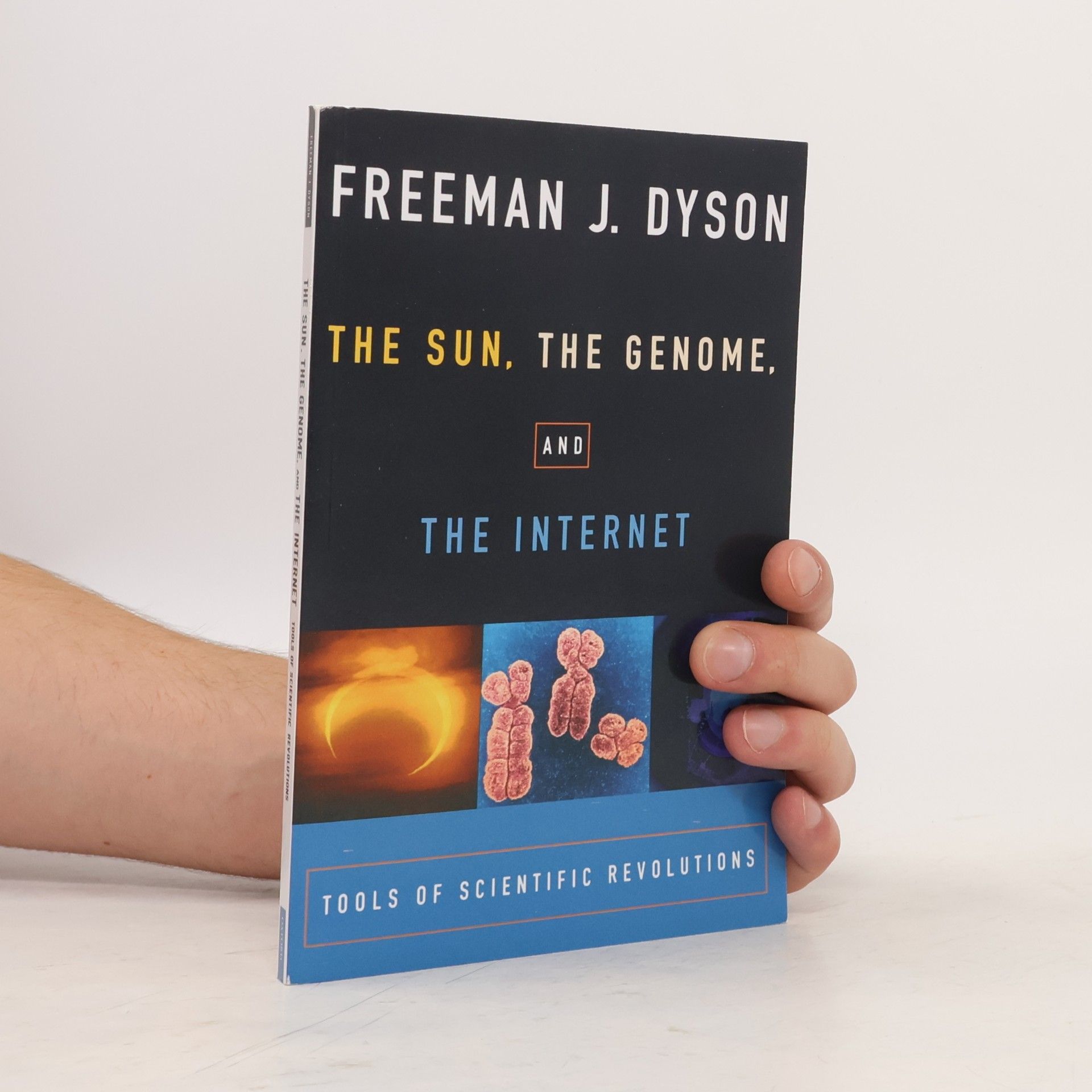 Freeman J. Dyson The Sun, the Genome and the Internet