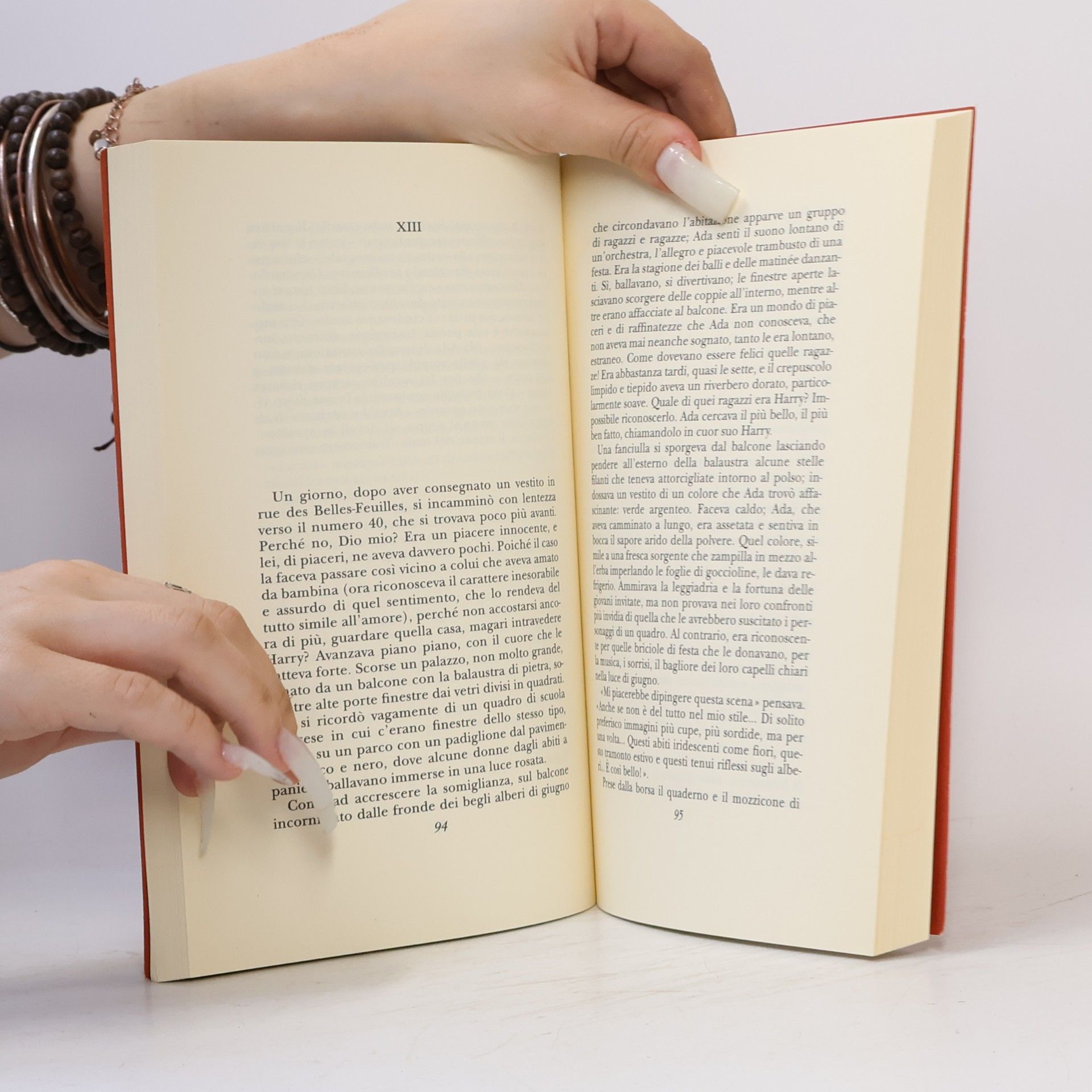 Marina di Leo Biblioteca Adelphi - 521: I cani e i lupi