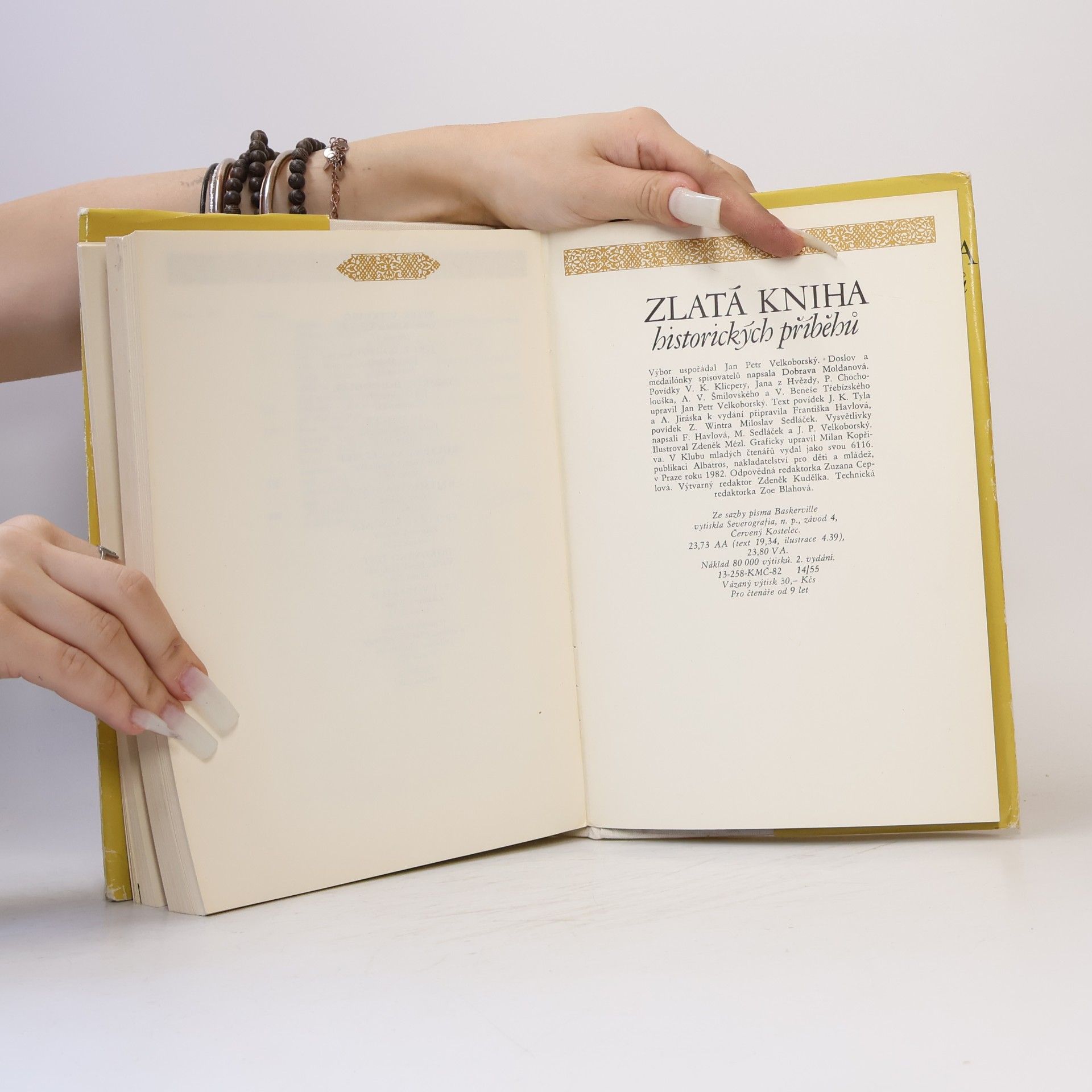Autorenkollektiv Zlatá kniha historických příběhů