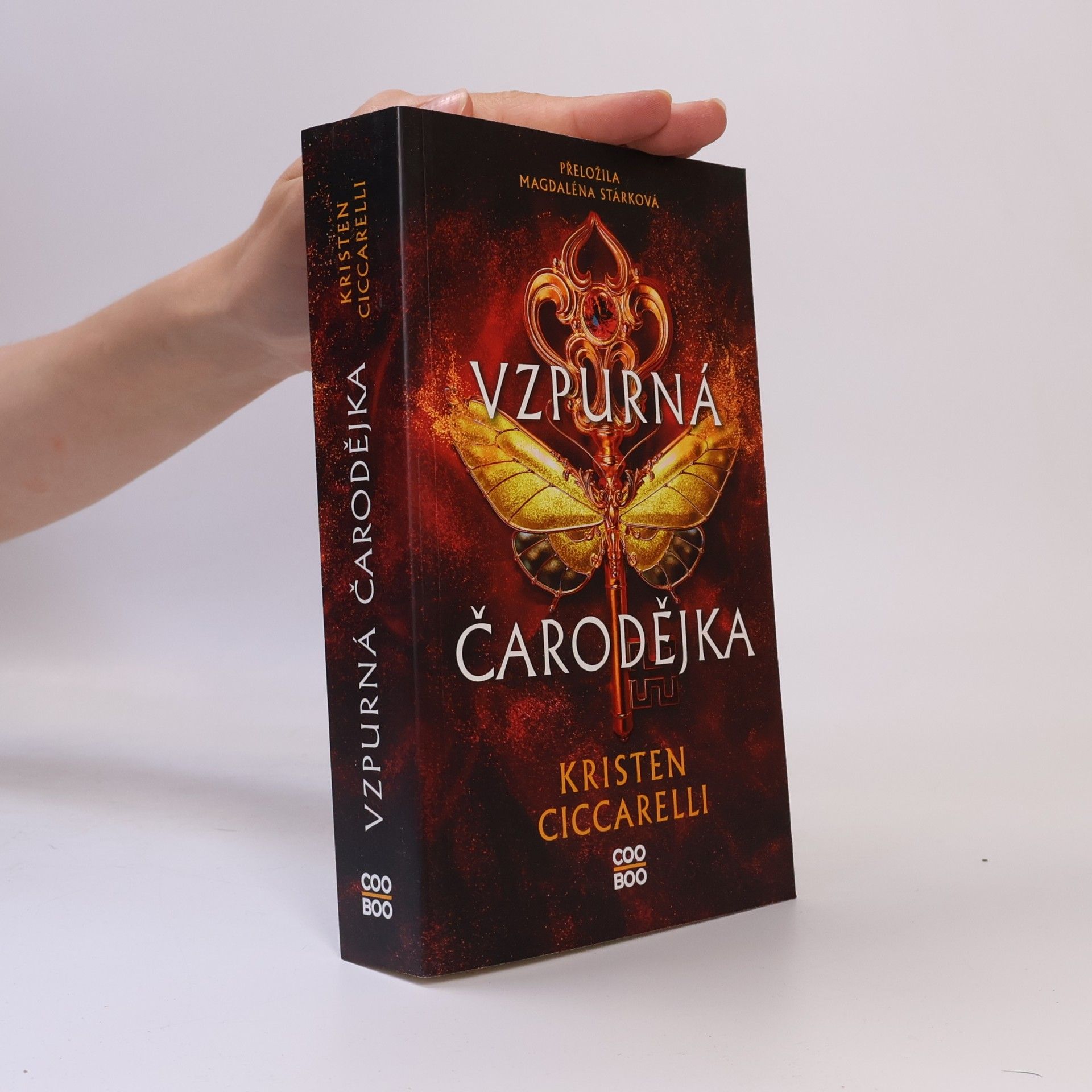 Kristen Ciccarelli Vzpurná čarodějka