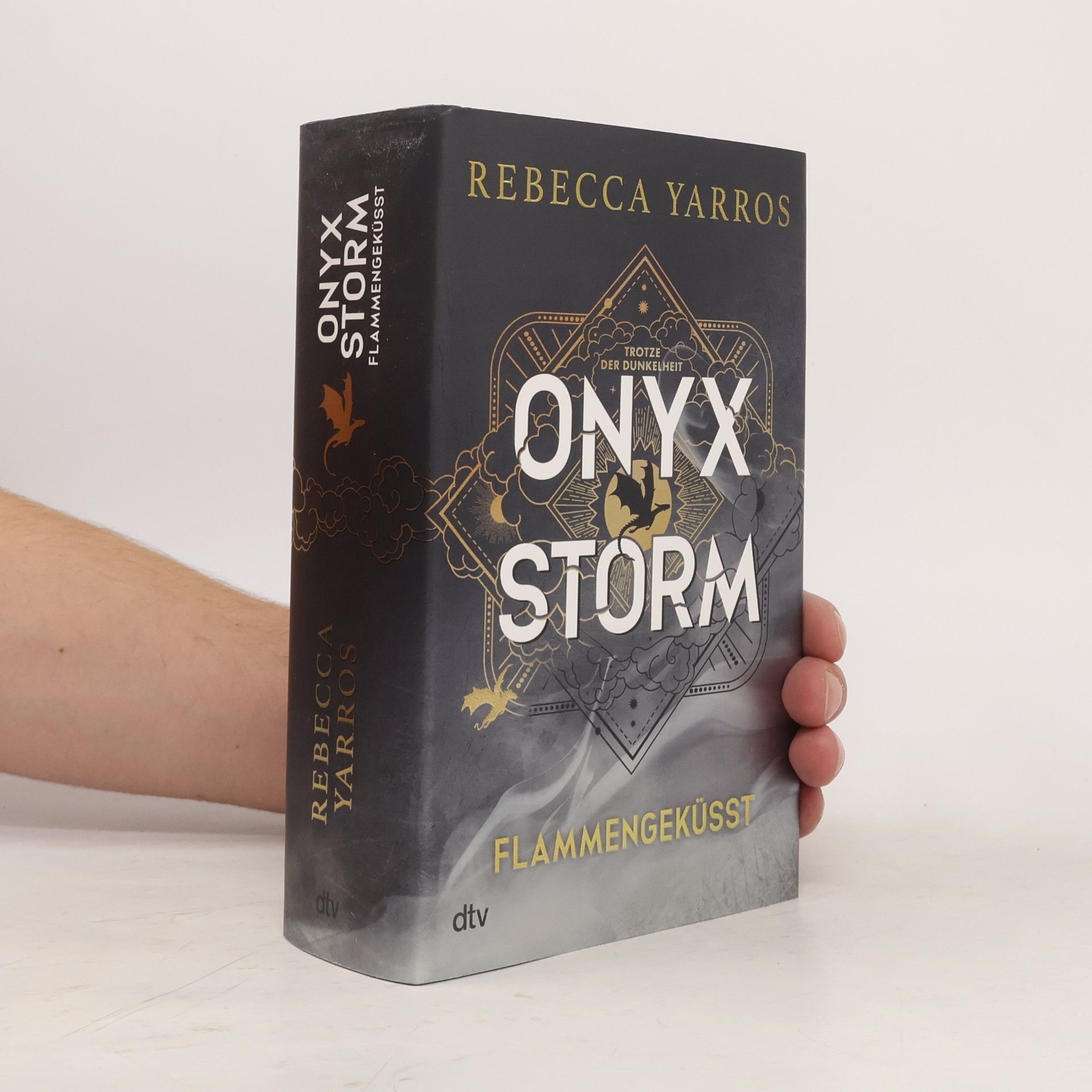 Rebecca Yarros Onyx Storm - Flammengeküsst - Deluxe-Ausgabe mit Farbschnitt