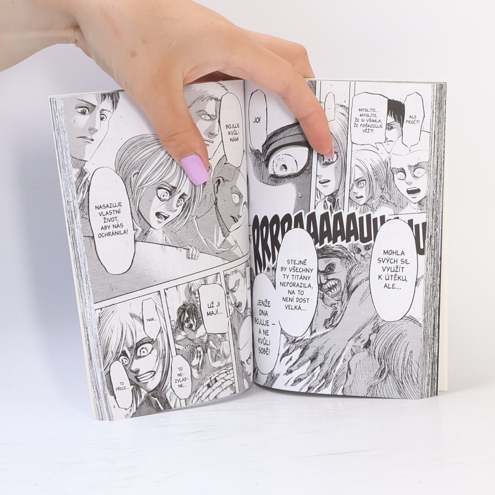 Hajime Isayama Útok titánů. 10