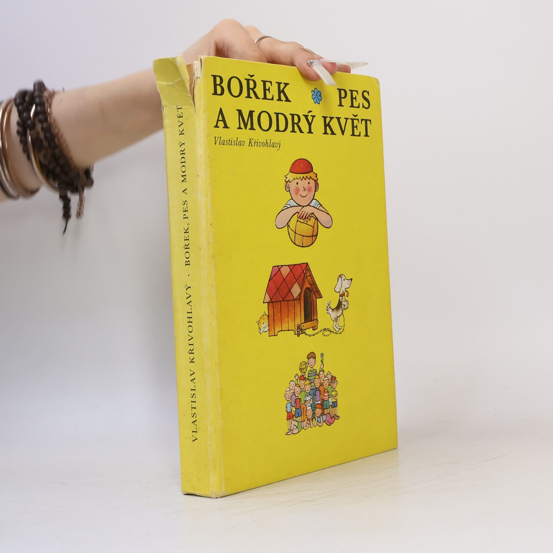 Vlastislav Křivohlavý Bořek, pes a modrý květ