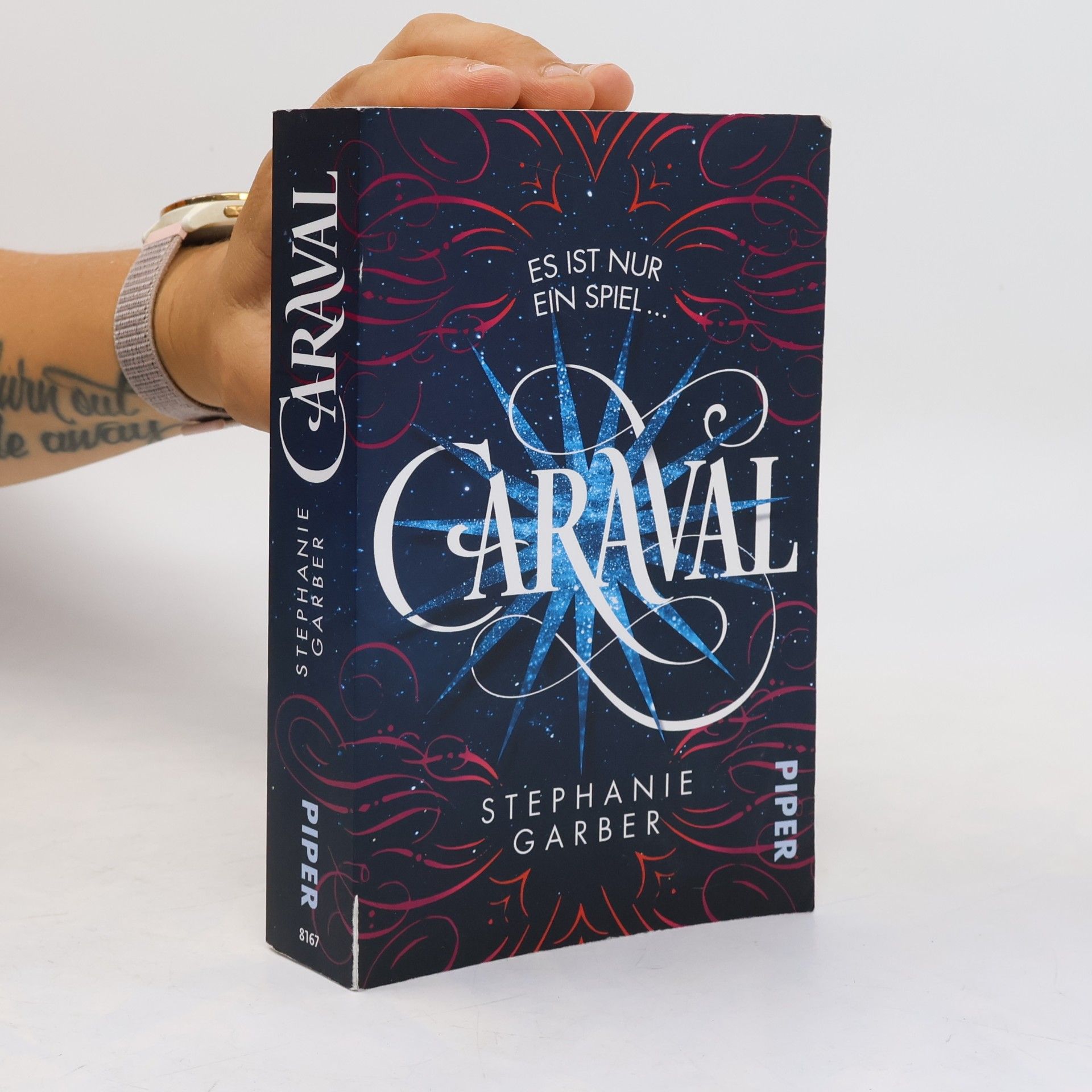 Stephanie Garber Caraval