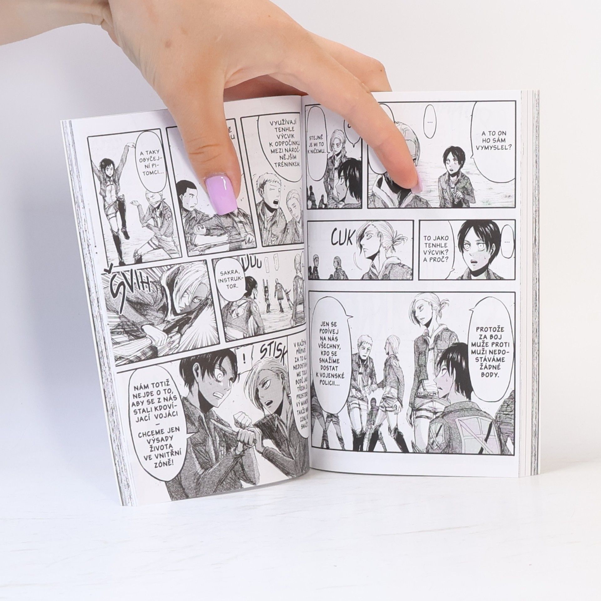 Hajime Isayama Útok titánů. 4