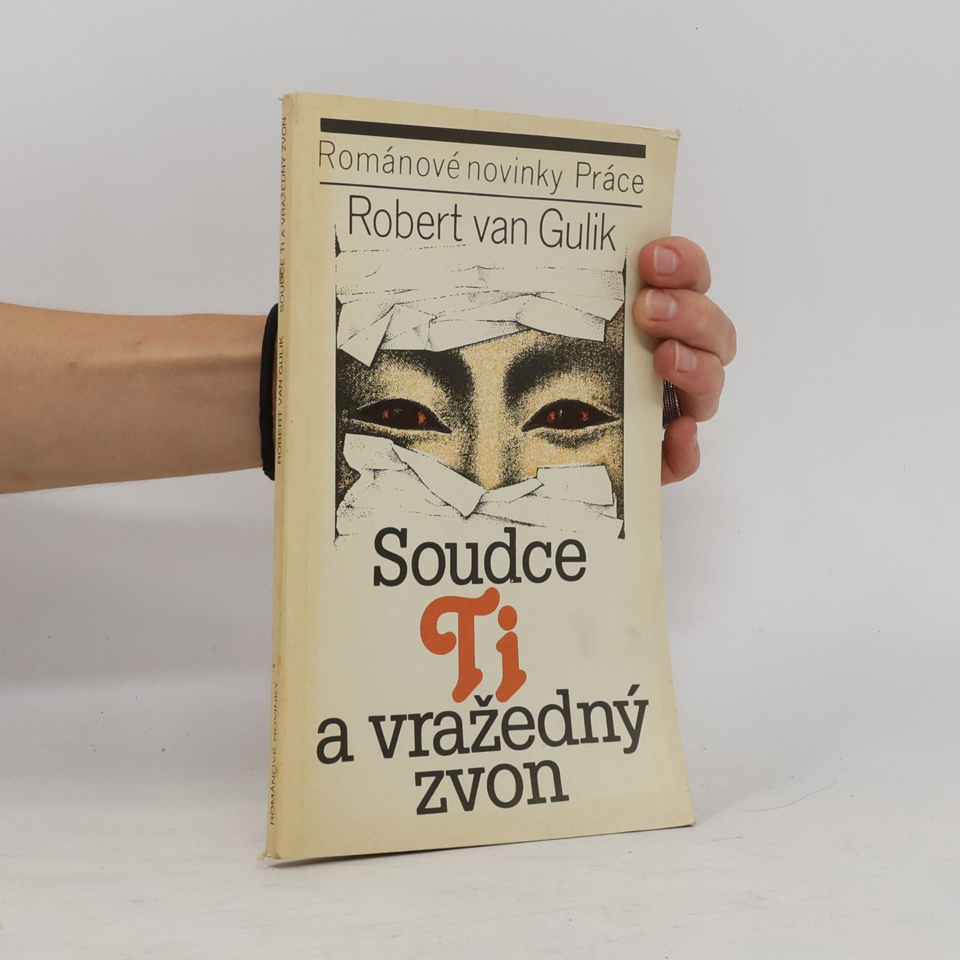 Robert van Gulik Soudce Ti a vražedný zvon