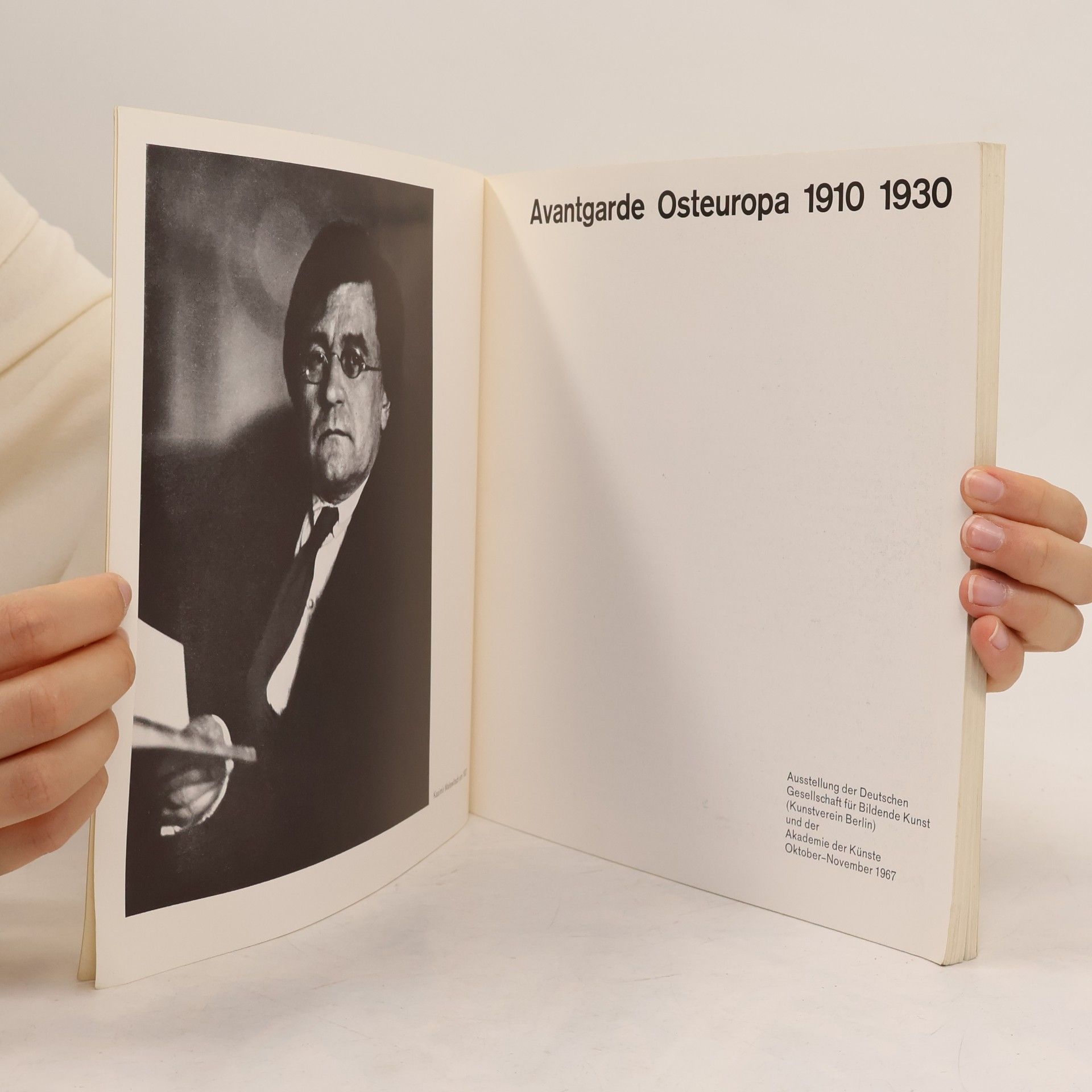 Various authors Avantgarde 1910-1930. Osteuropa